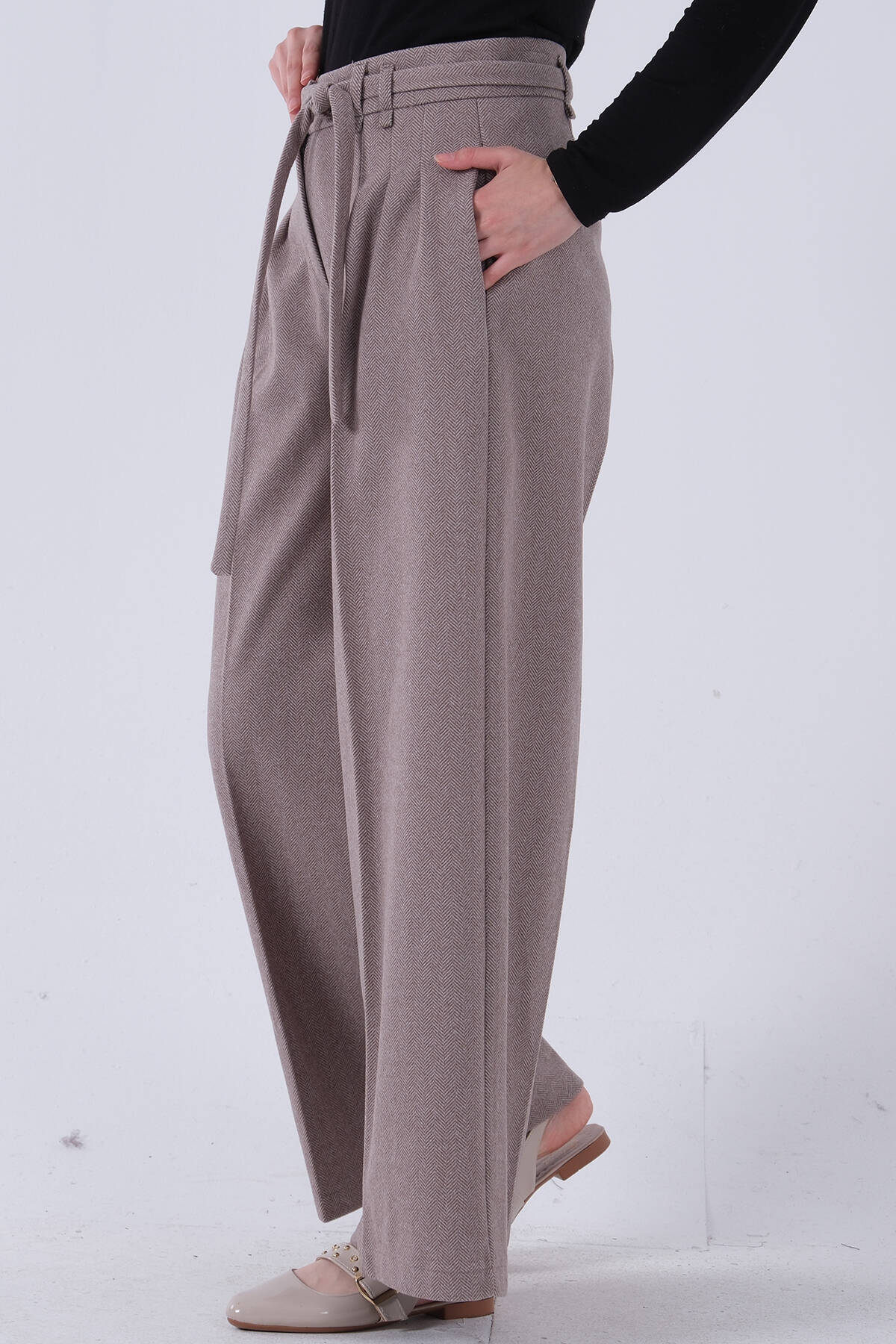 Bej Hasır Kemerli Bol Paça Pantolon 474477.55 - Ardanewline (1)