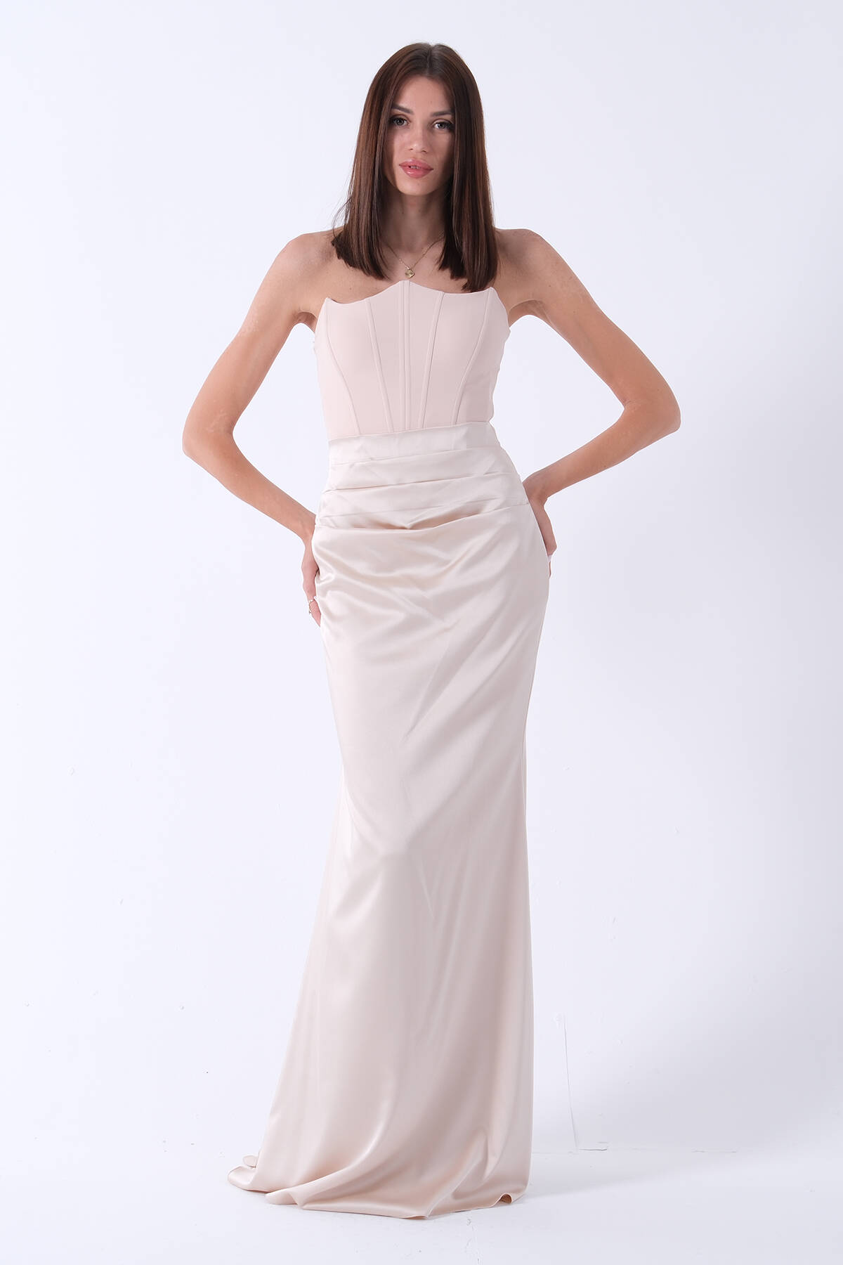 Bej Önü Drape Detaylı Straplez Abiye 9705744.55 