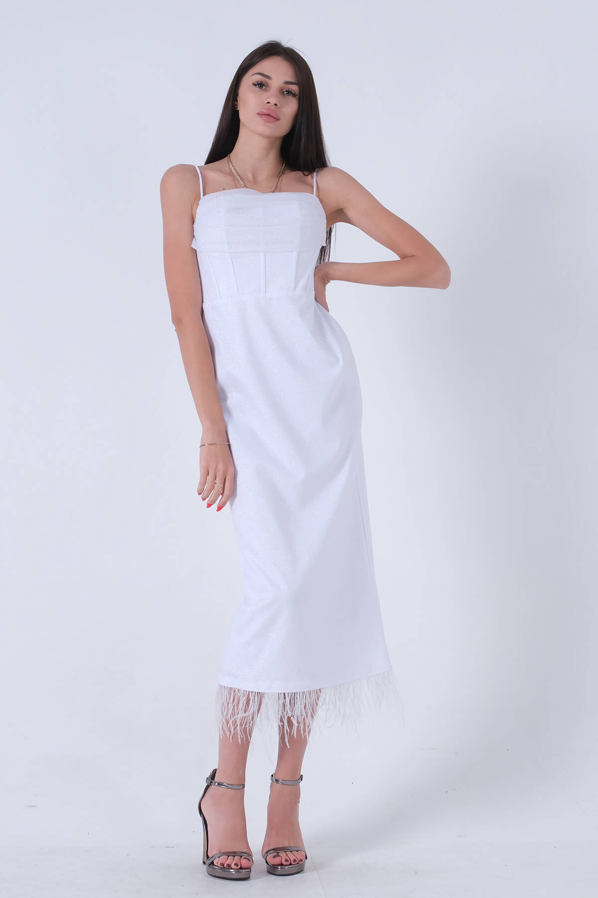 Beyaz Etek Ucu Tüylü Simli Tül Şanel Abiye Elbise 1302245.15 