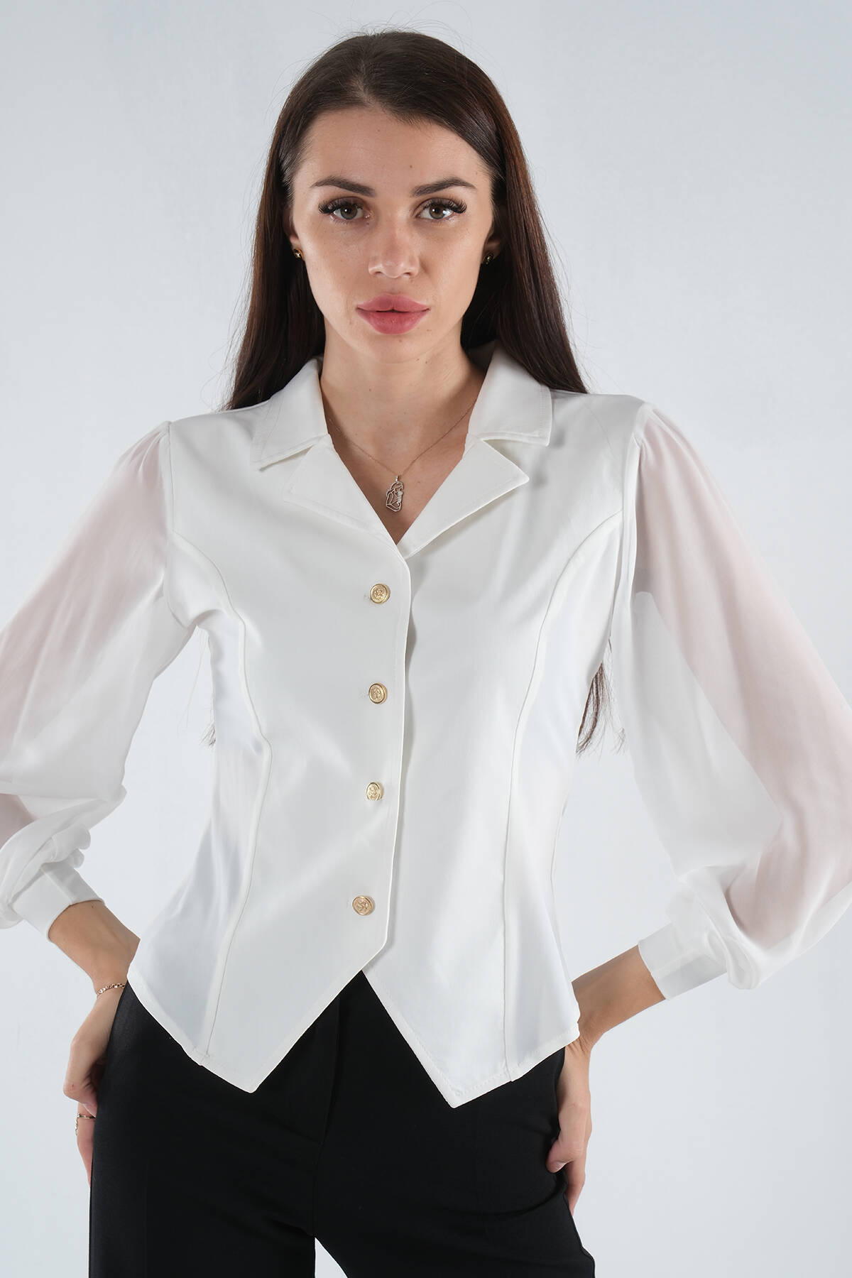 Beyaz Kolları Şifon Gömlek 4202643.15 