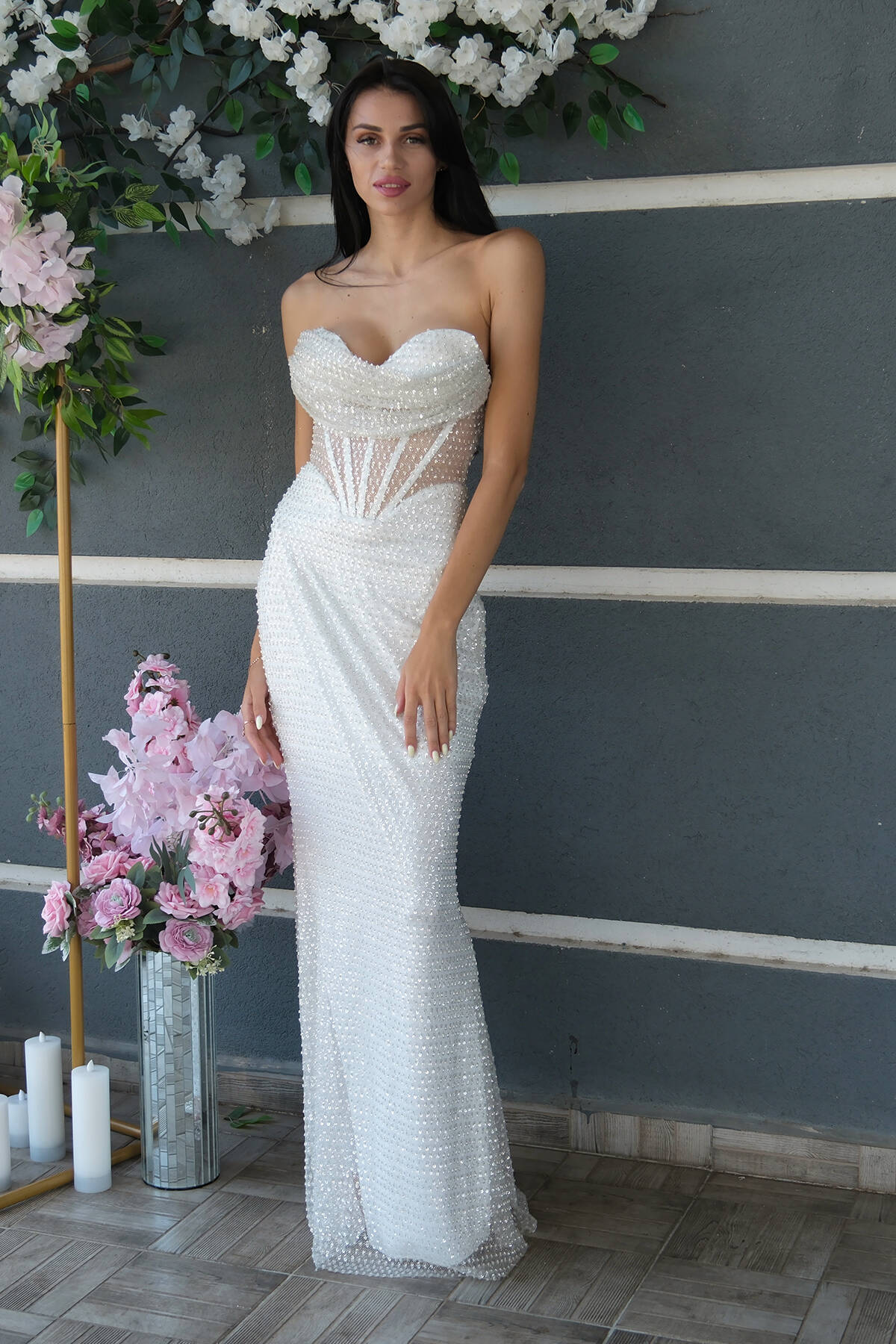 Beyaz Pul Taş İşlemeli Straplez Balık Abiye 9705304.15 Beyaz