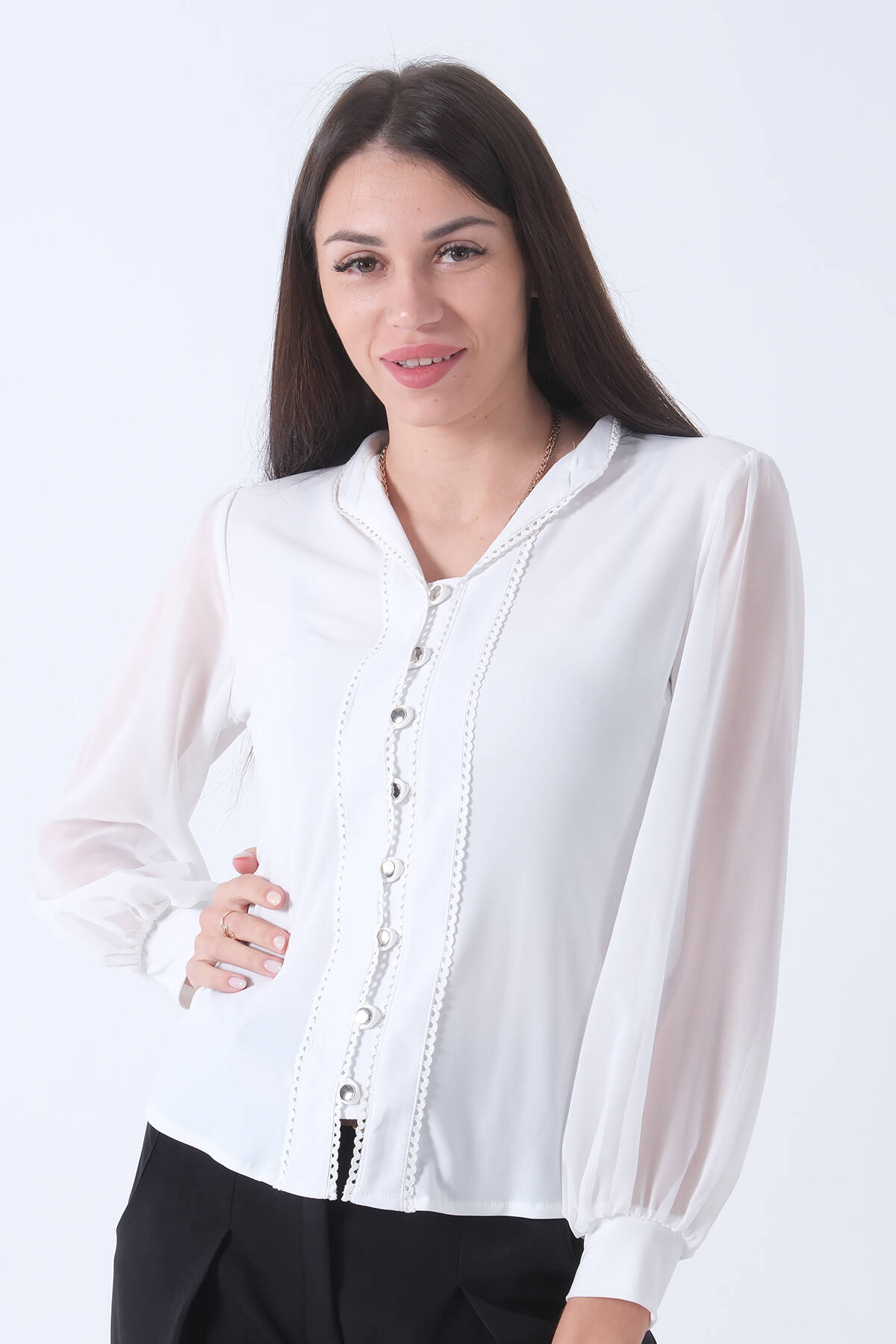Beyaz Yaka ve Düğme Dantel Detaylı Gömlek 4202761.15 