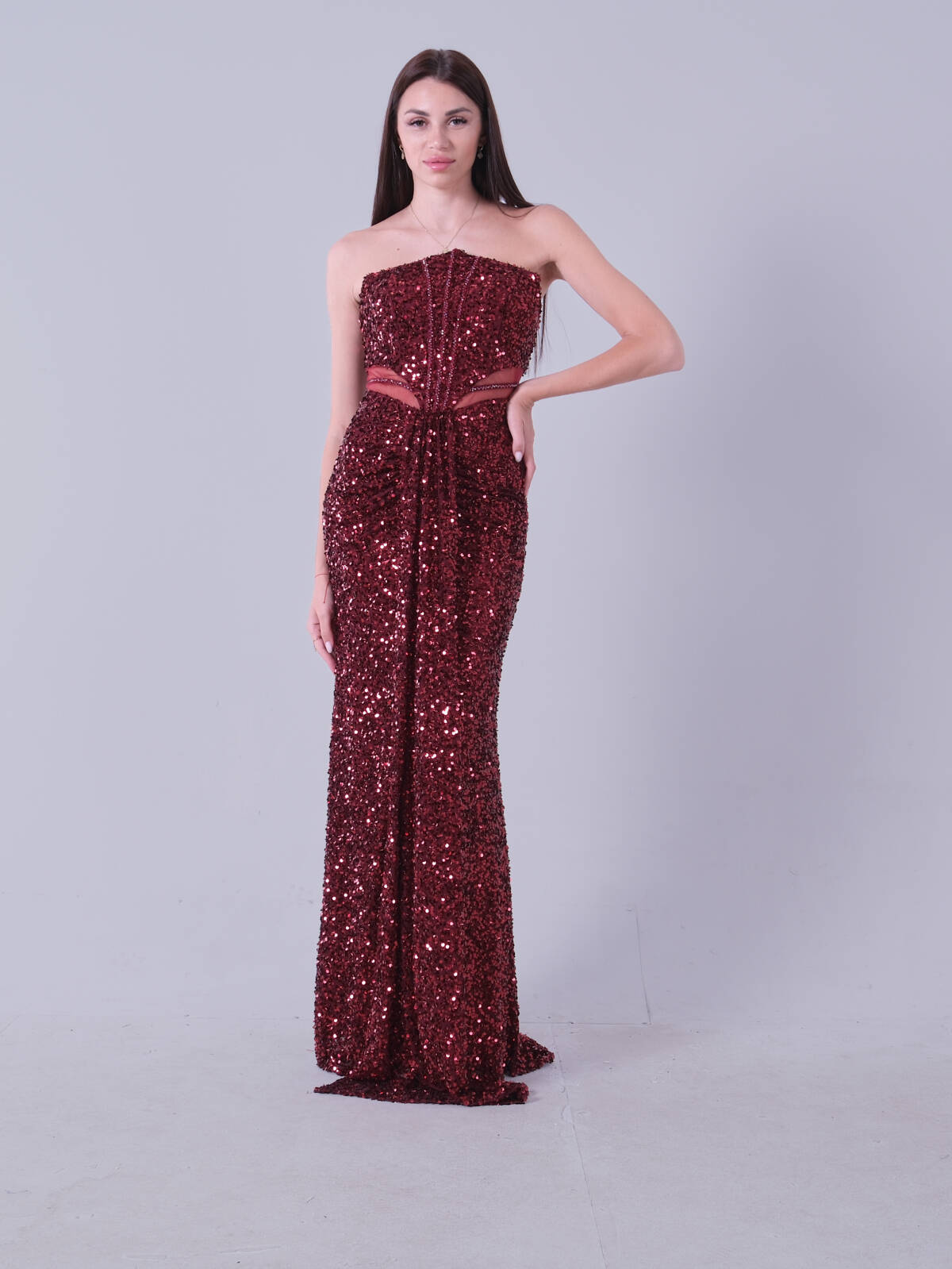 Bordo Önü Taş Detaylı Yırtmaçlı Pul Payet Straplez Abiye 0801163.04 Bordo