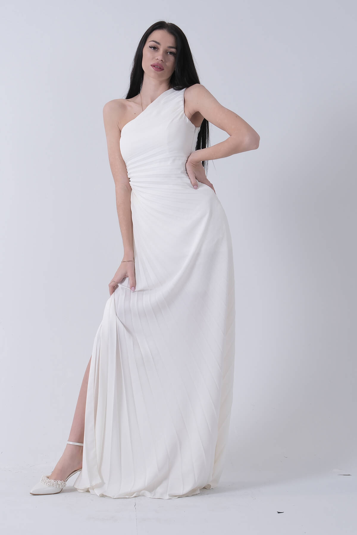 Ekru Bel Dekolteli Taş İşlemeli Abiye Elbise 4521014.147 