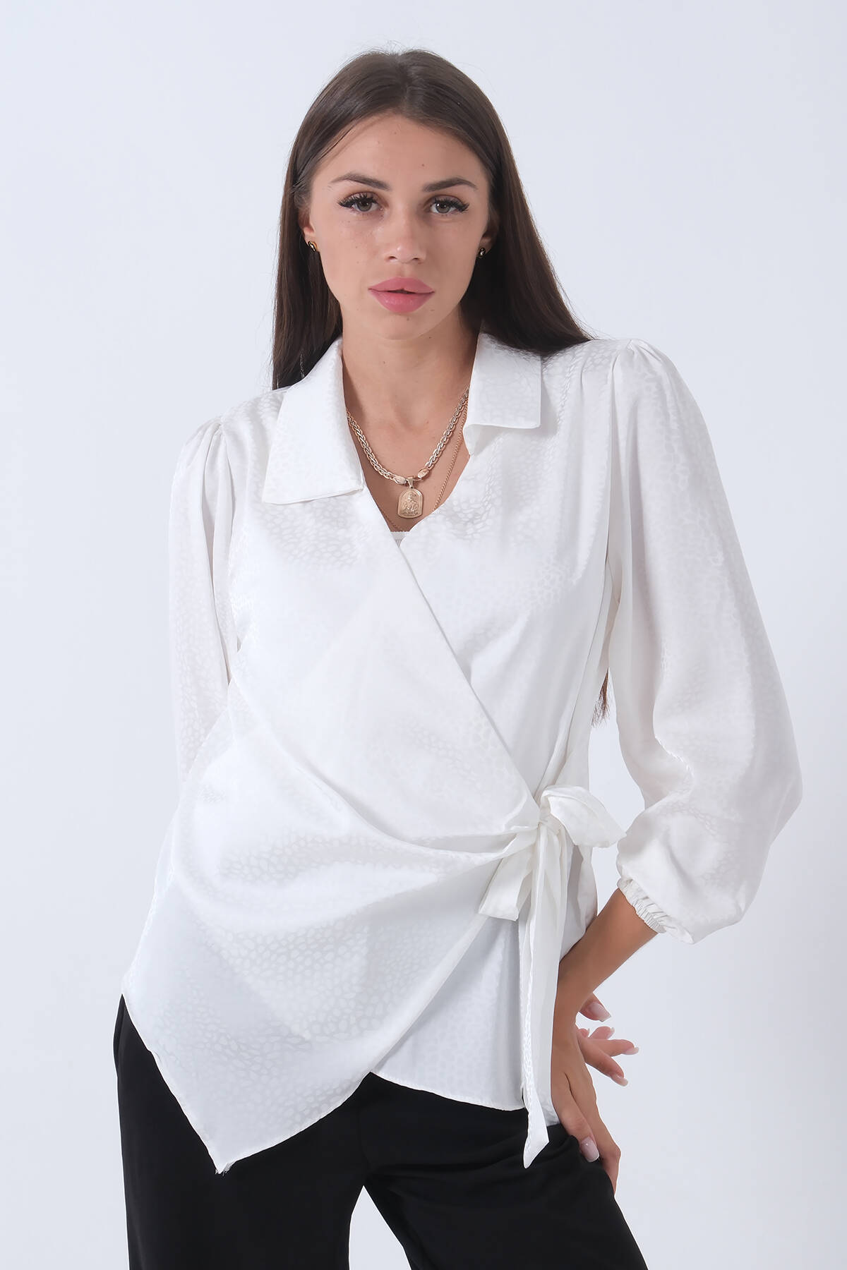 Ekru Yandan Bağlama Detaylı Bluz Gömlek 41620075.147 