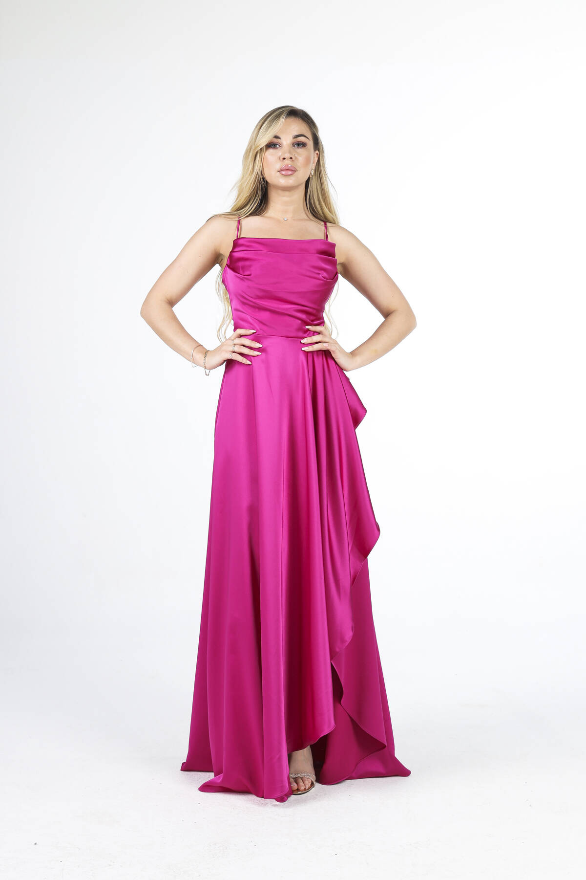 Fuşya Yırtmaç Detaylı Saten Abiye Elbise 4522348.12 