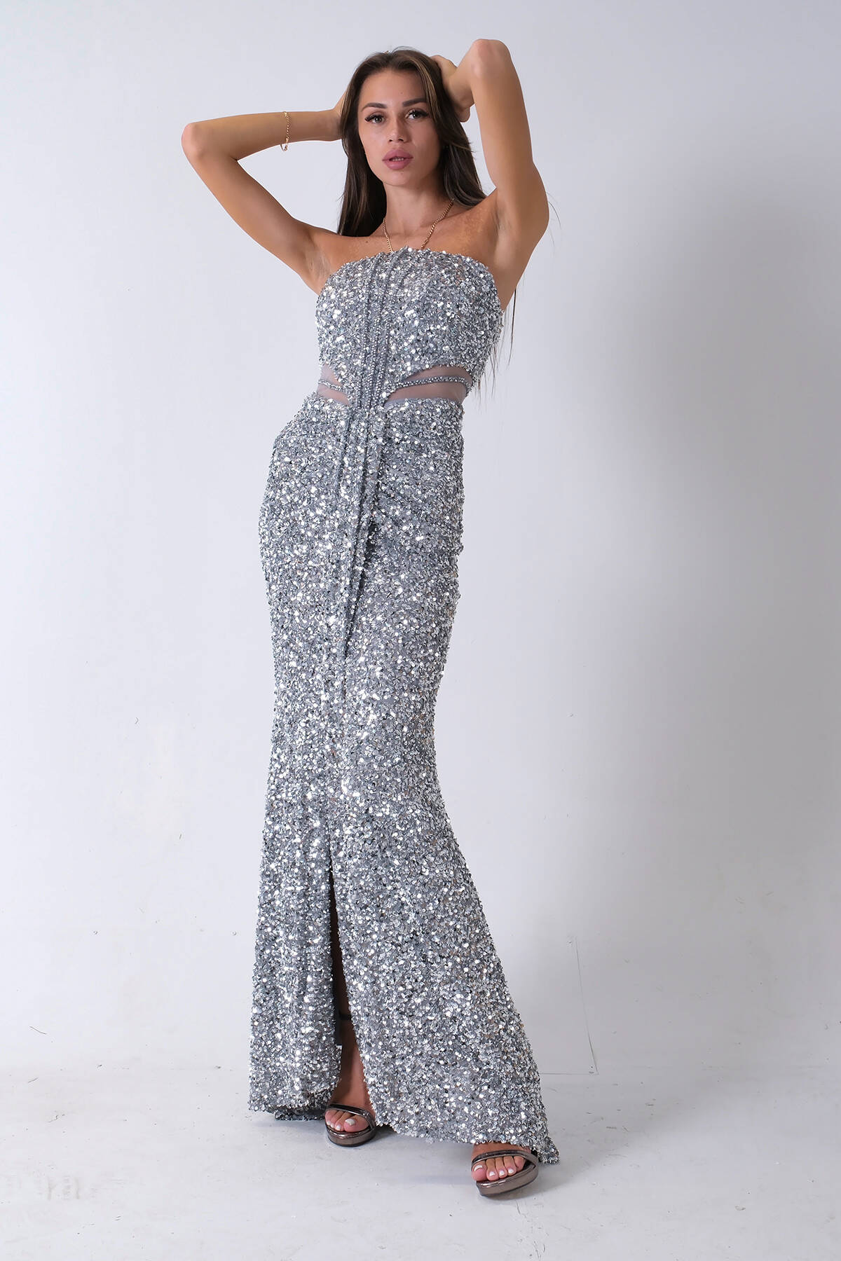 Gri Önü Taş Detaylı Yırtmaçlı Pul Payet Straplez Abiye 0801163.06 - Ardanewline