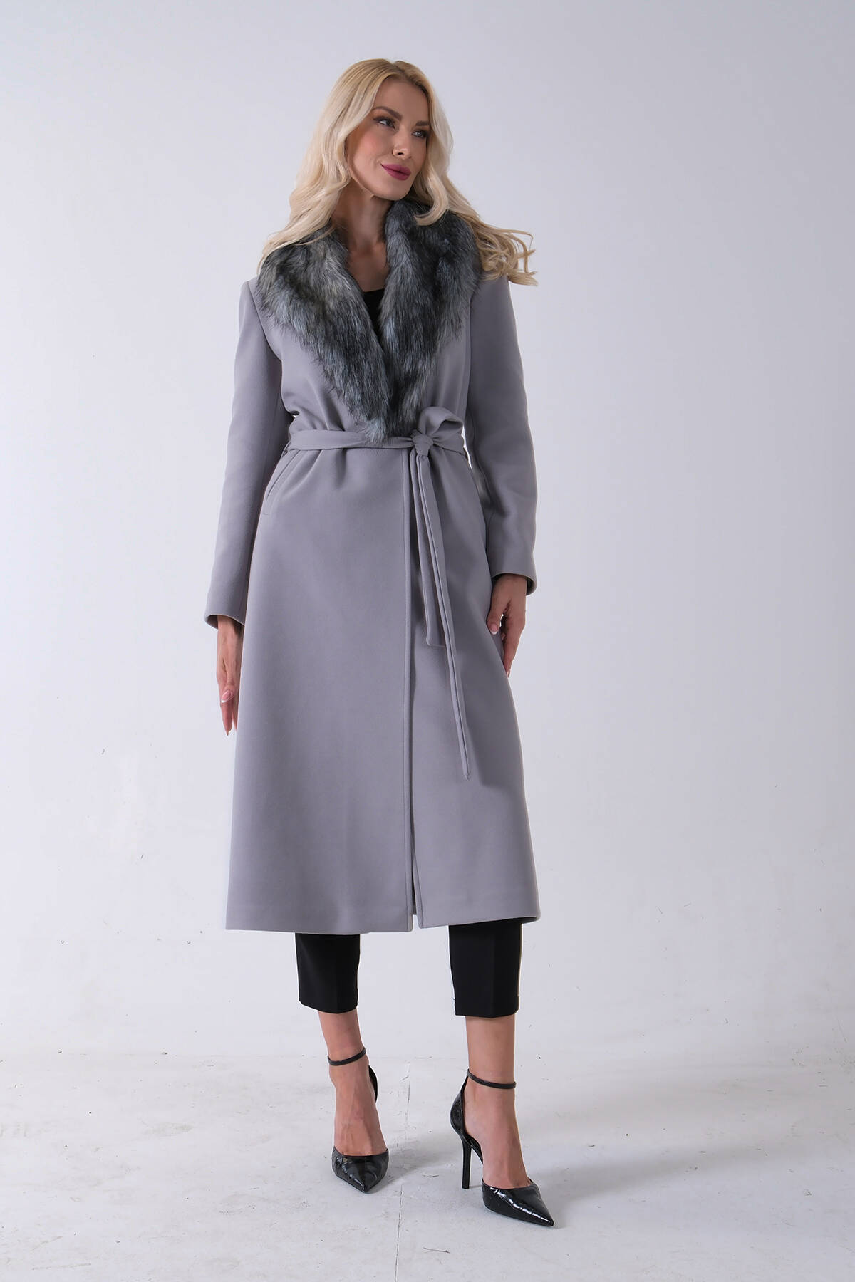 Gri Seyyar Kürklü Astarlı Kaşe Kaban 0108070.06 - Ardanewline