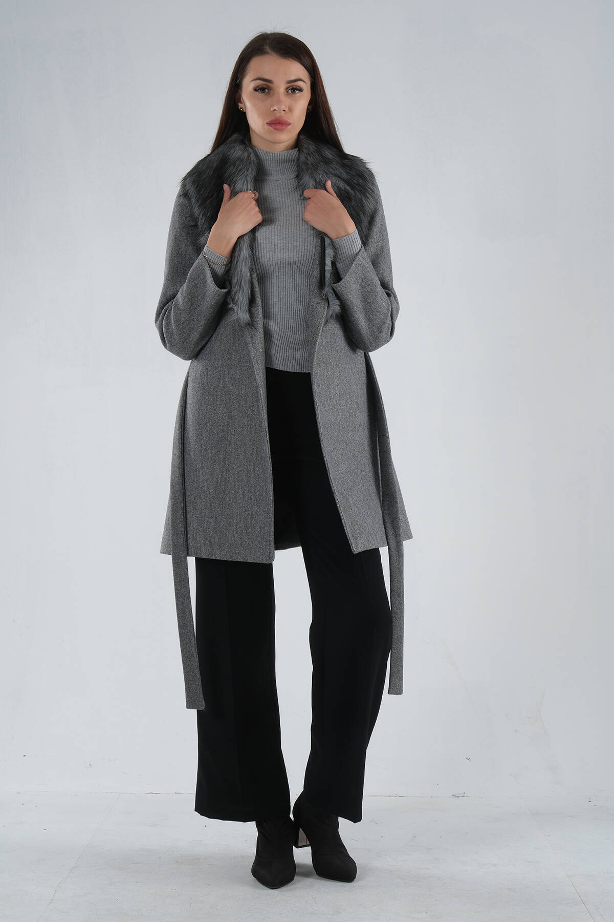 Gri Seyyar Kürklü Çift Cepli Kaşe Kaban 0108080.06 - Ardanewline (1)