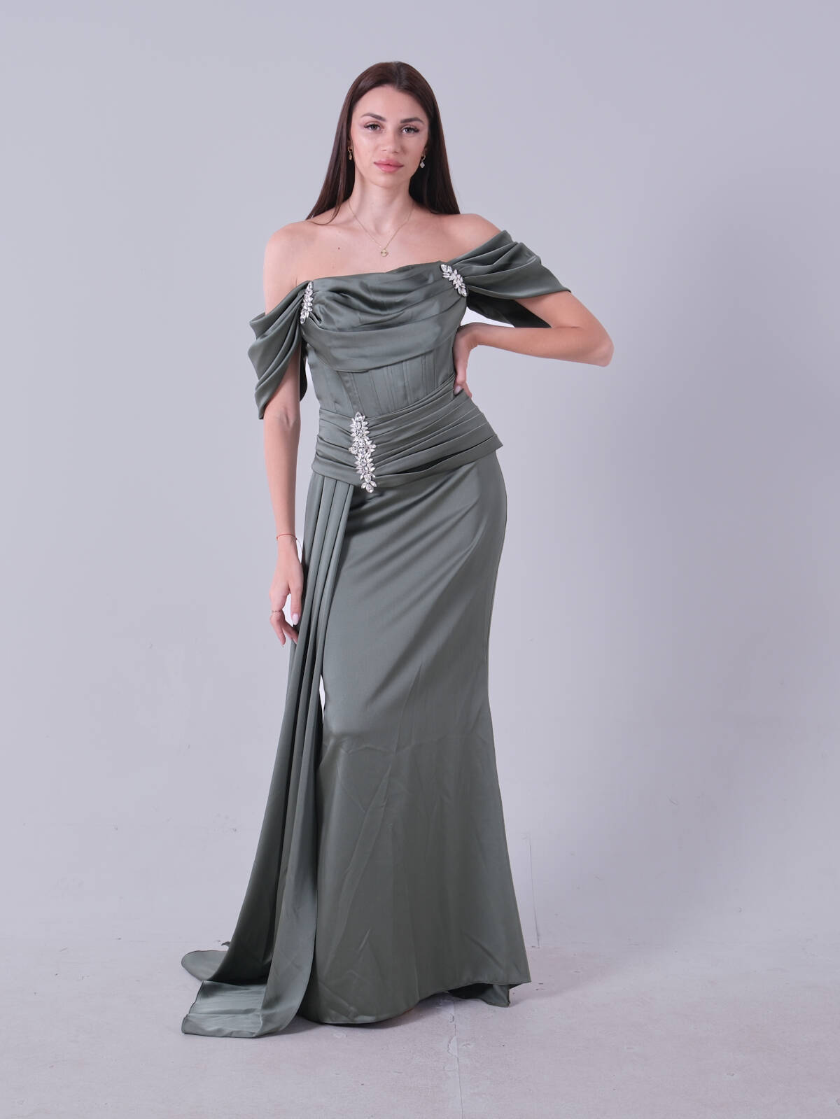 Haki Beli ve Omzu Taş Detaylı Kuşaklı Abiye 0801206.23 Haki