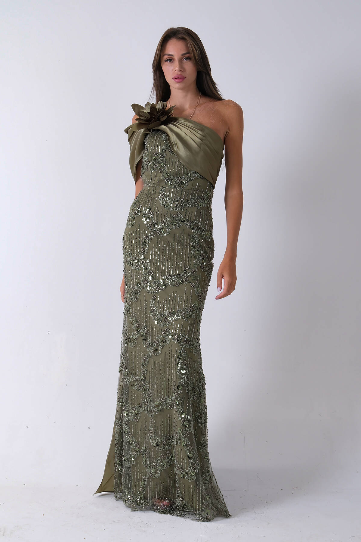 Haki Çiçek Detaylı Pul Boncuk İşlemeli Kuyruklu Abiye 9705650.23 - Ardanewline