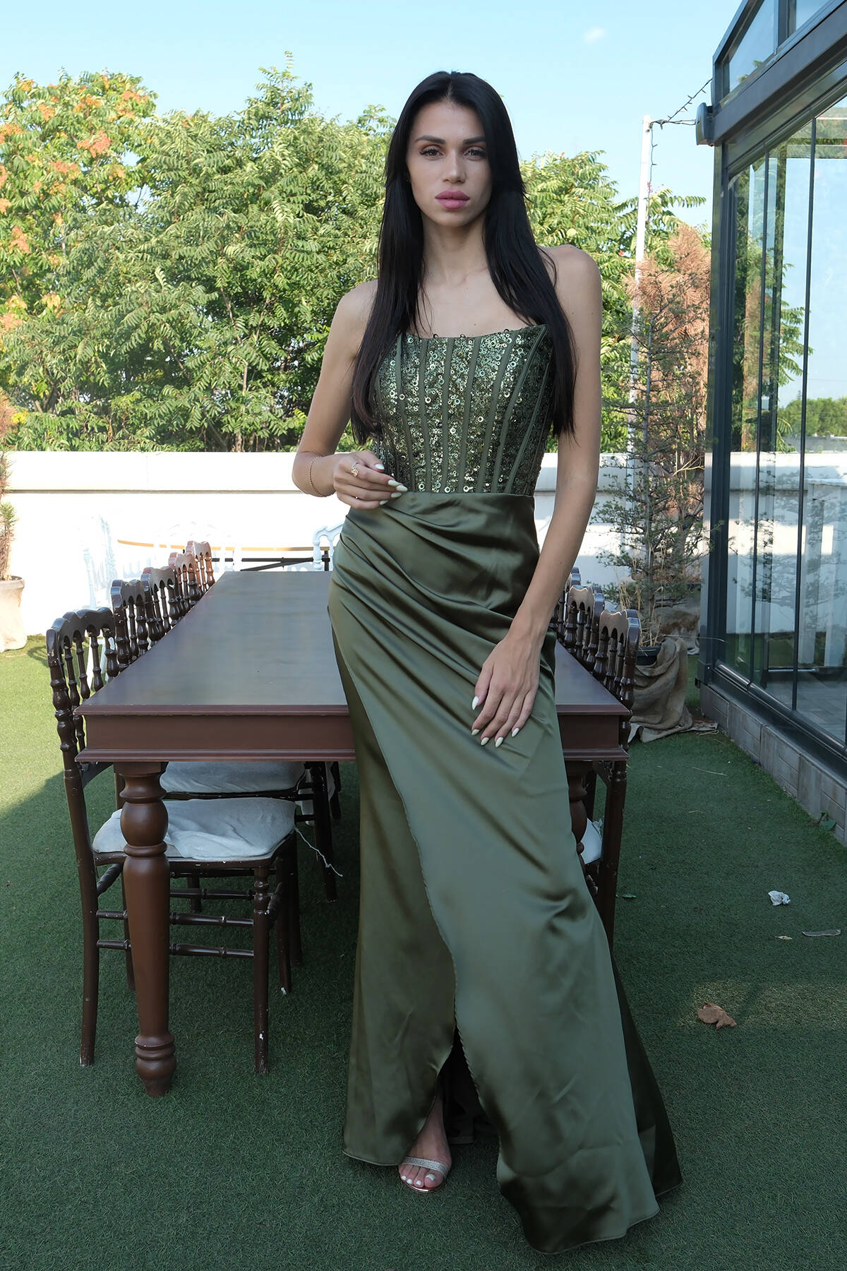 Haki Göğüs Pul ve Taşlı Saten Abiye 9705294.23 Haki