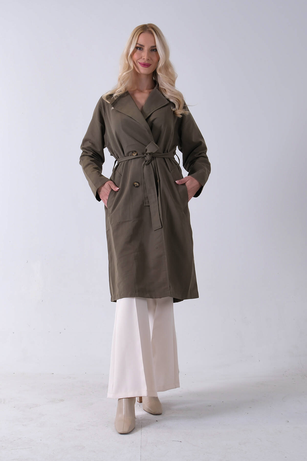 Haki Önden Düğme Kapamalı Yandan Cepli Kuşaklı Uzun Trenç 4200823.23 Haki