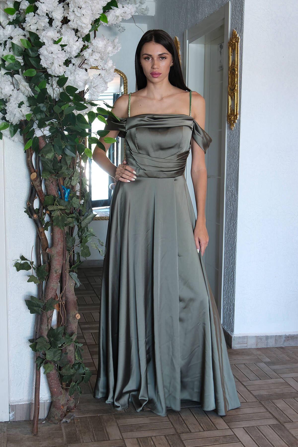 Haki Taş Askılı Düşük Kol Saten Abiye 0806118.23 Haki