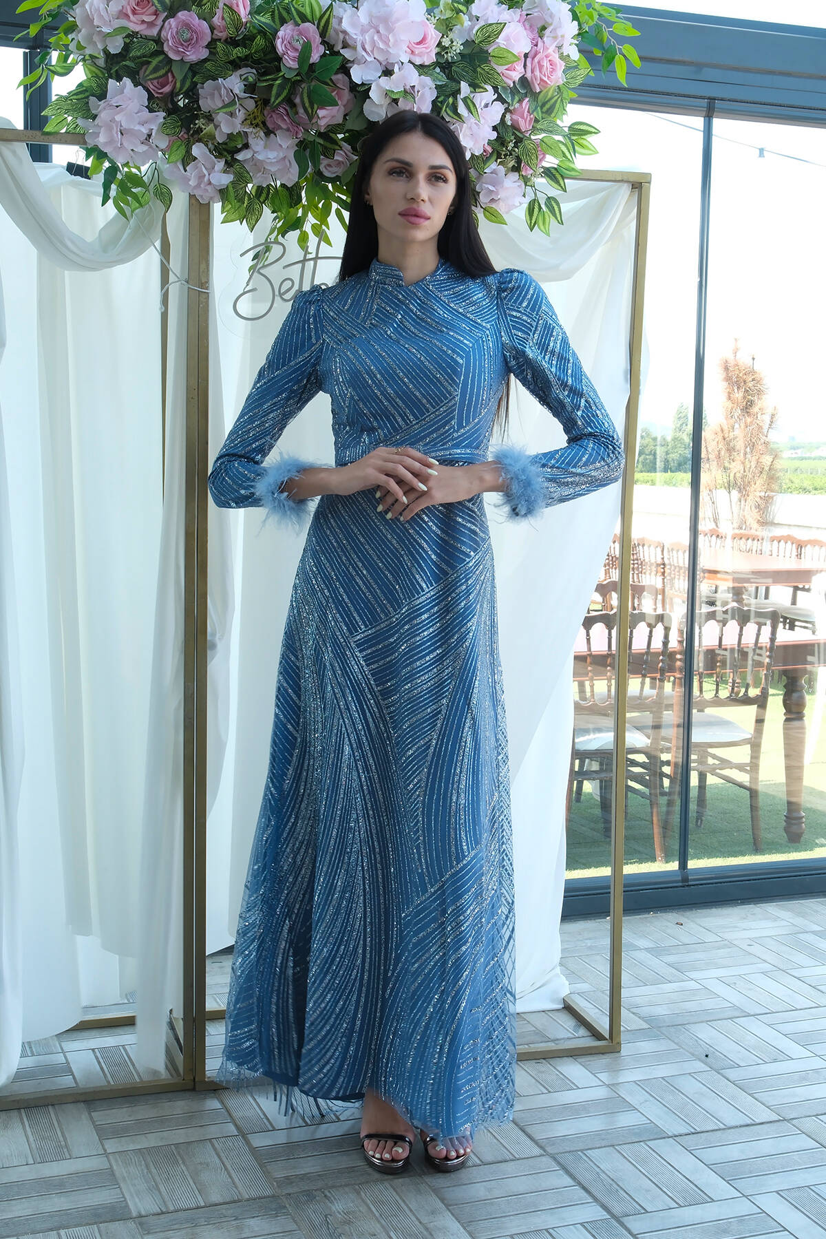 İndigo Kol Uçları Tüylü Abiye Elbise 6502437.98 İndigo