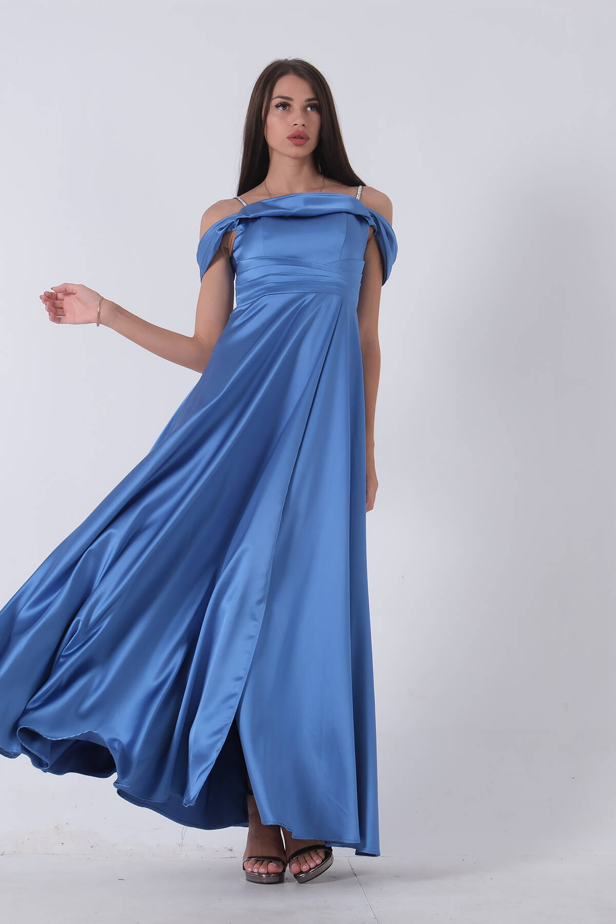 İndigo Taş Askılı Düşük Kol Saten Abiye 0806118.98 