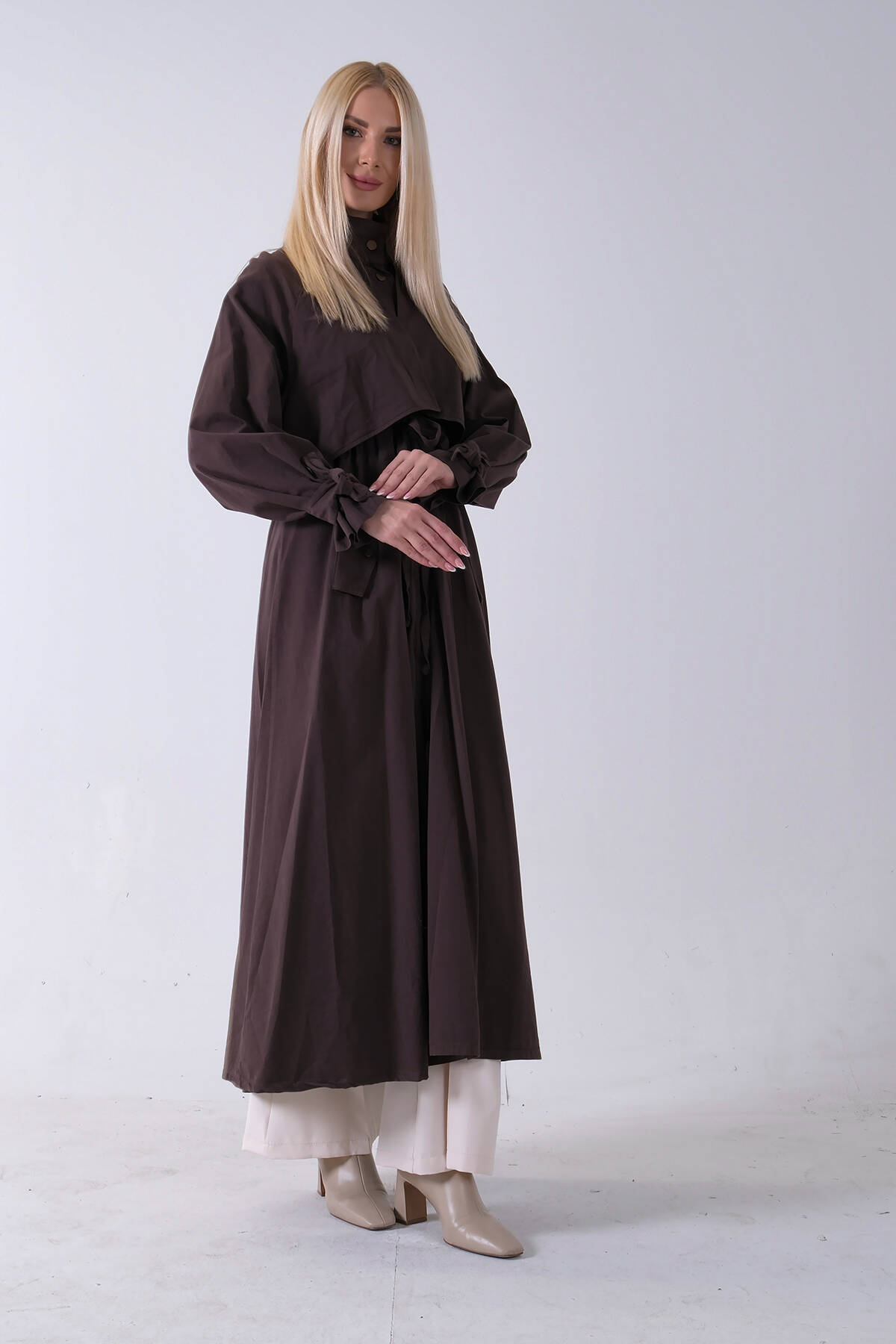 Kahve Belden Bağlama Detaylı Yandan Cepli Uzun Trenç 422237.05 - Ardanewline (1)