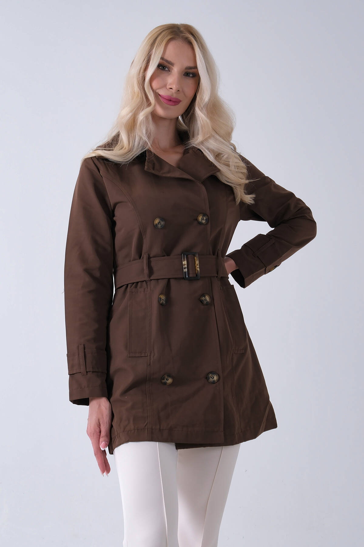 Kahve Bilek ve Omuz Apolet Detaylı Kemerli Düğme Kapamalı Trenç 4200829.05 Kahve