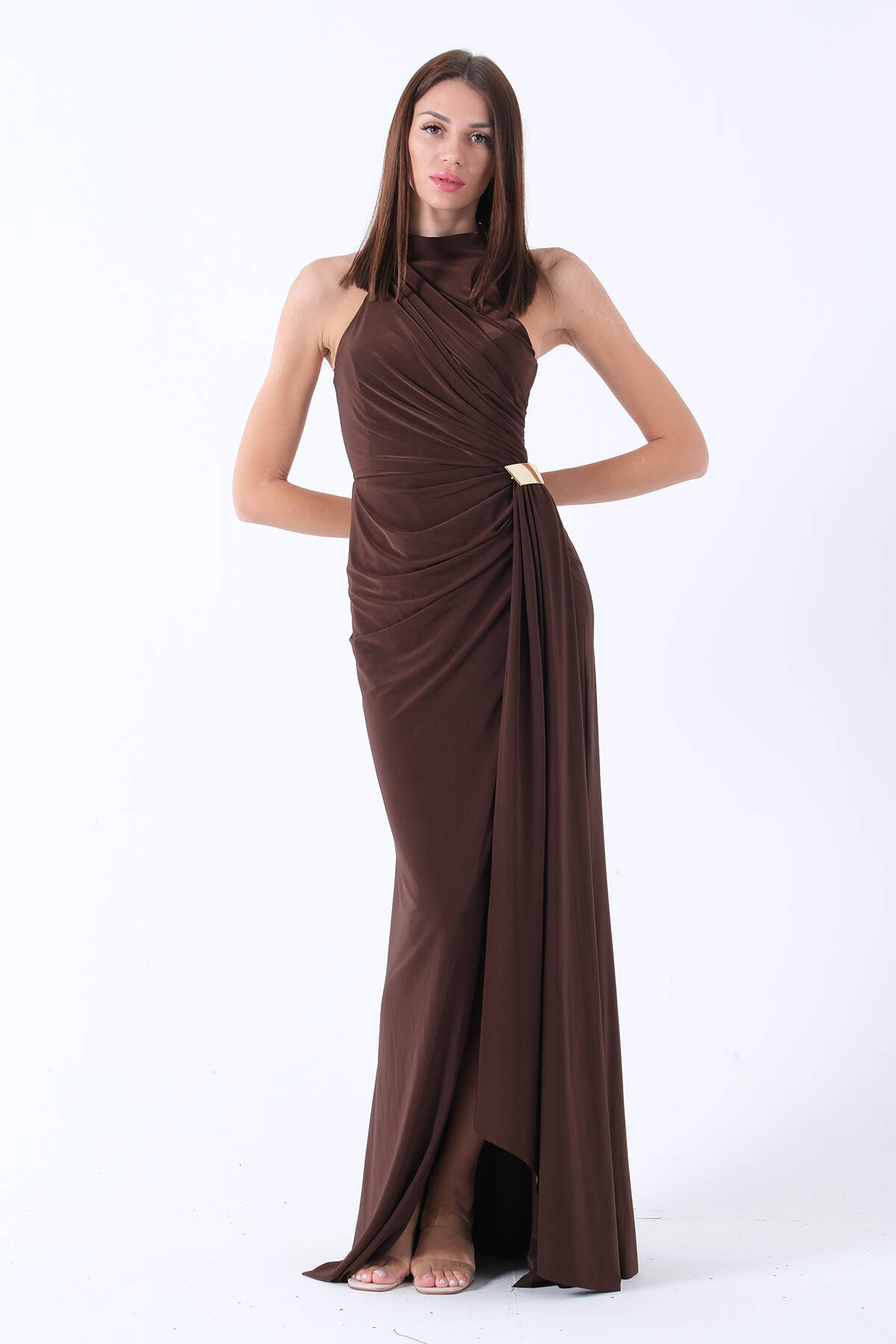 Kahve Halter Yaka Drapeli Beli Gold Toka Detaylı Straplez Abiye 9705862.05 