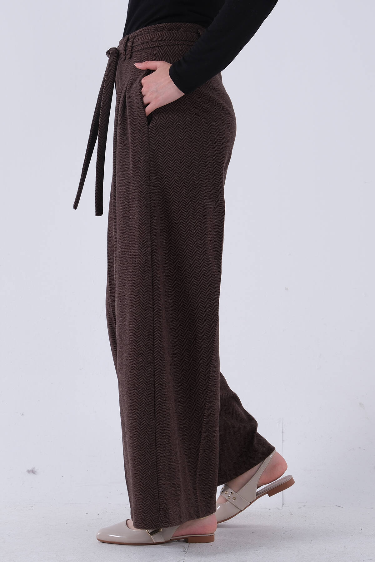 Kahve Hasır Kemerli Bol Paça Pantolon 474477.05 - Ardanewline (1)
