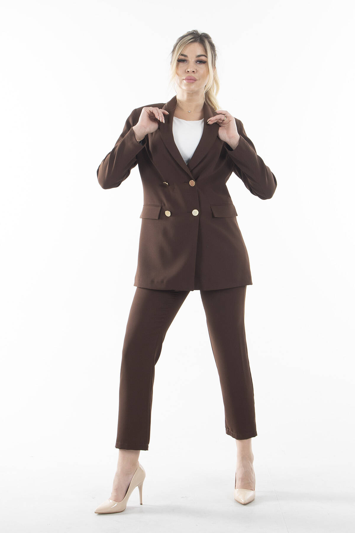 Kahve Kadın Dört Düğmeli Kruvaze Blazer Ceket & Pantolon Takım 0106305.05 Kahve