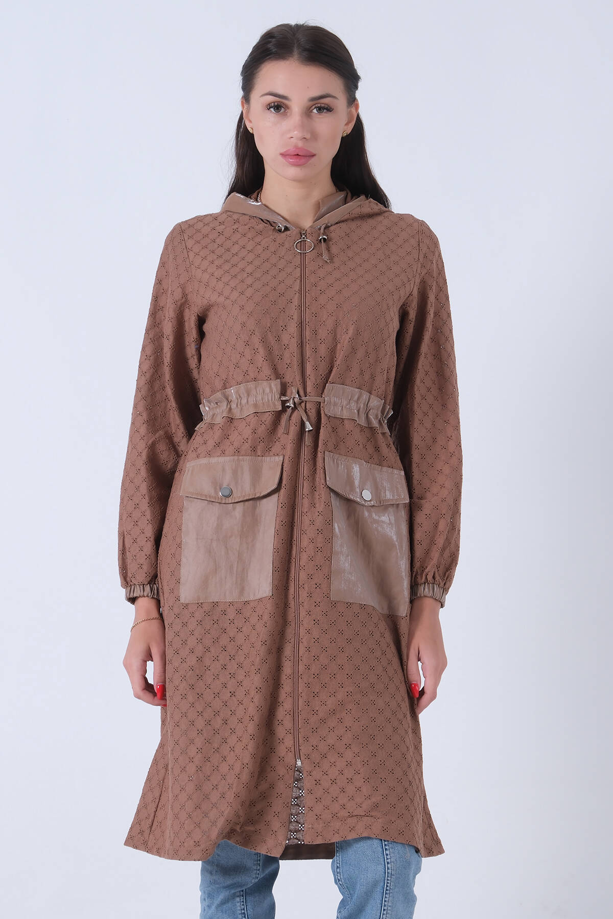 Kahve Kanguru Cep Detaylı Bilek Lastikli Kapüşonlu Kap 0809026.05 - Ardanewline