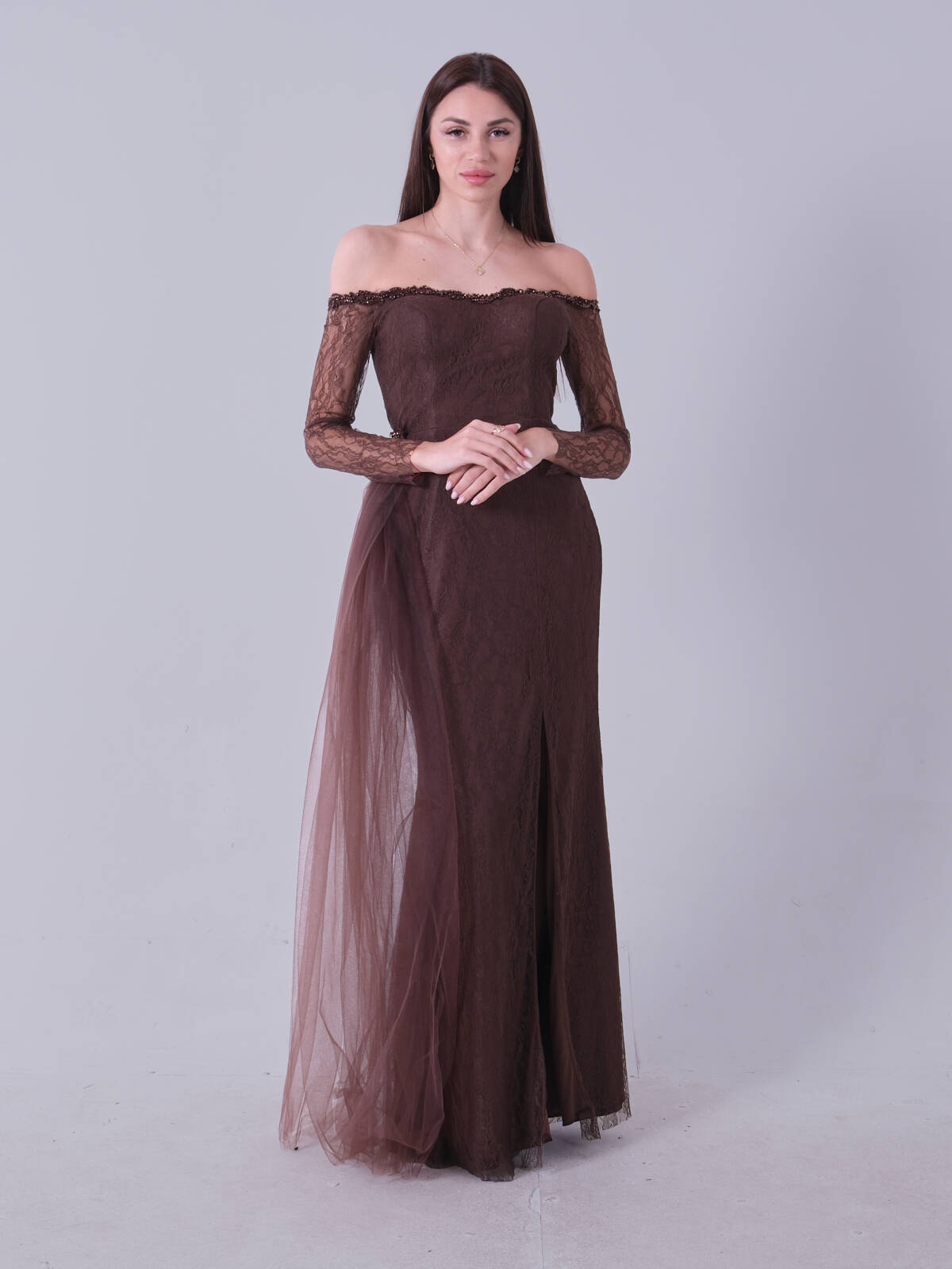 Kahve Kayık Yaka Taş İşlemeli Tül Kuyruklu Dantel Abiye 9705857.05 Kahve