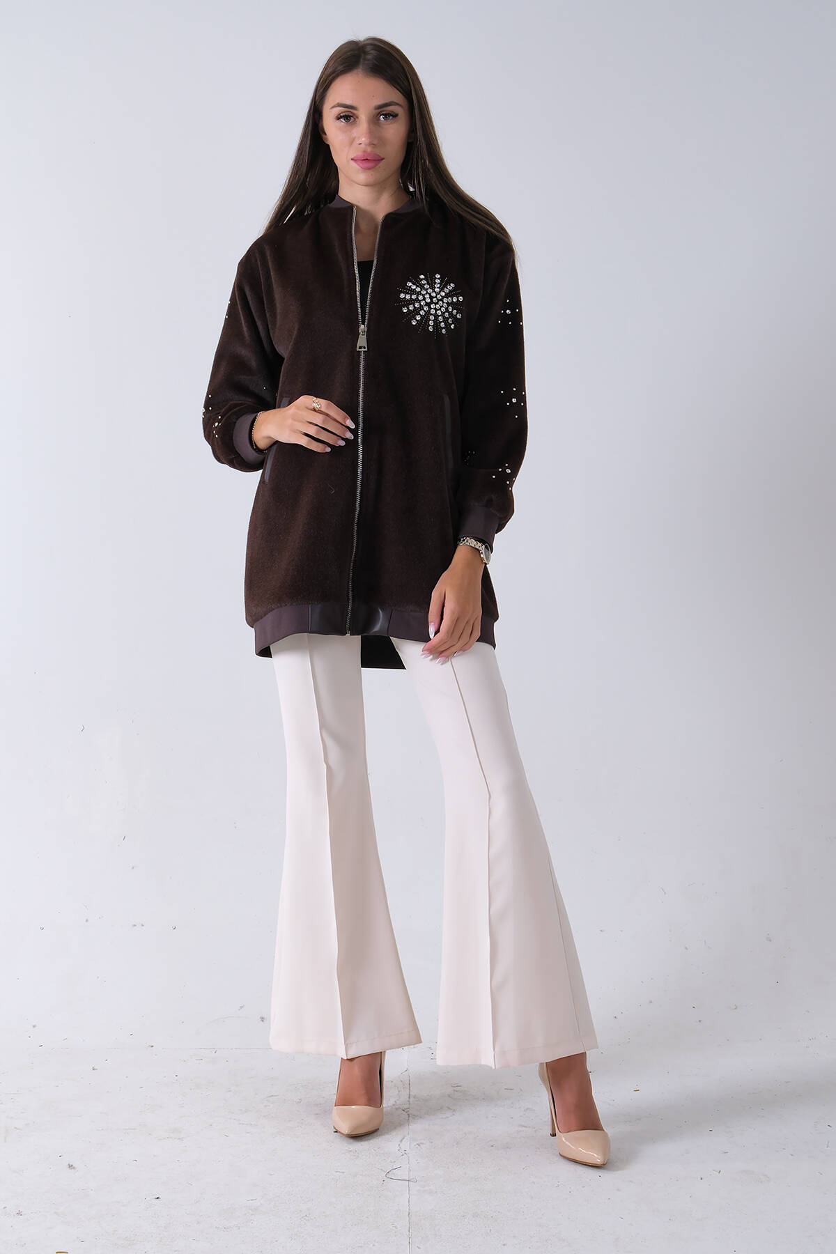 Kahve Üzeri Taş Detaylı Yandan Cepli Peluş Hırka 4701420.05 Kahve