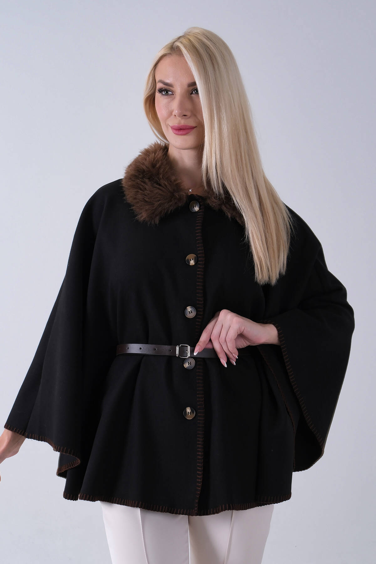 Kahve Yakası Kürklü Dikiş Detaylı Kemerli Panço 47122731.05 - Ardanewline (1)