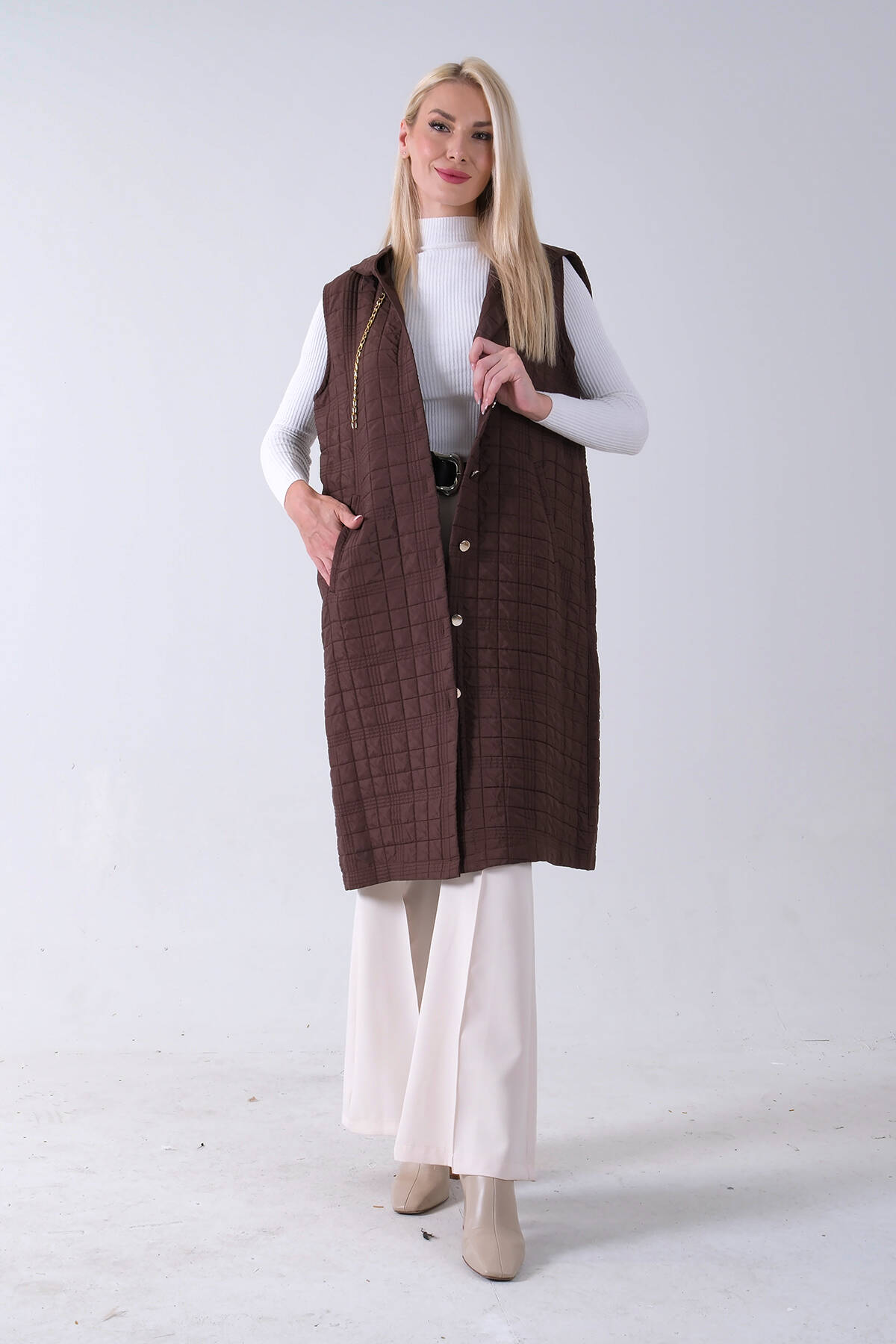 Kahve Zincir Detaylı Fleto Cepli Kapitone Yelek 31070195.05 - Ardanewline