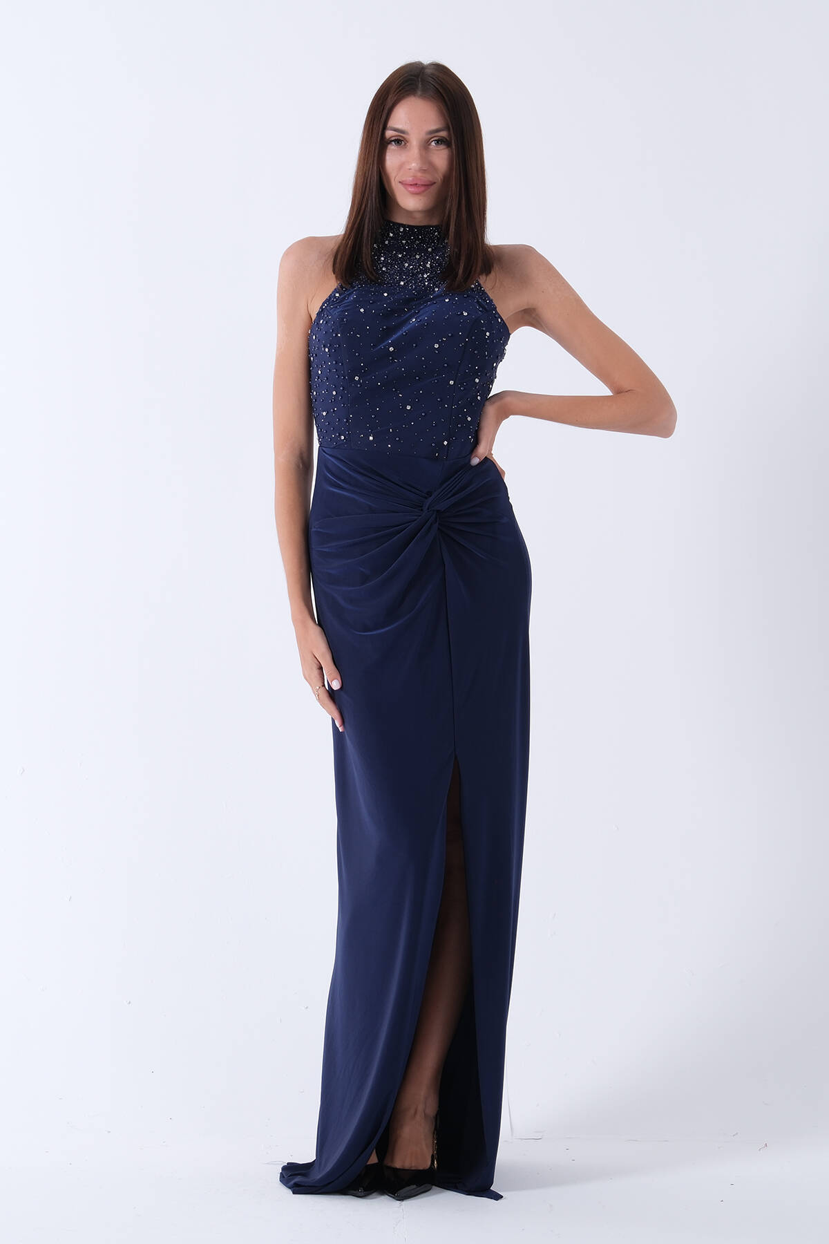 Lacivert Halter Yaka Üzeri Taş İşlemeli Straplez Abiye 9705668.02 