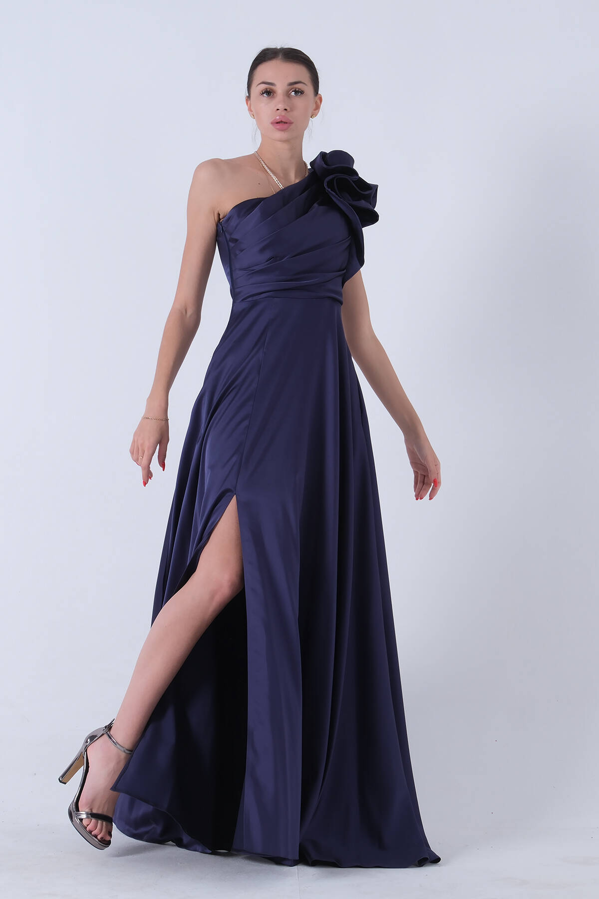 Lacivert Saten Omuz Fiyonklu Abiye Elbise 1302192.02 