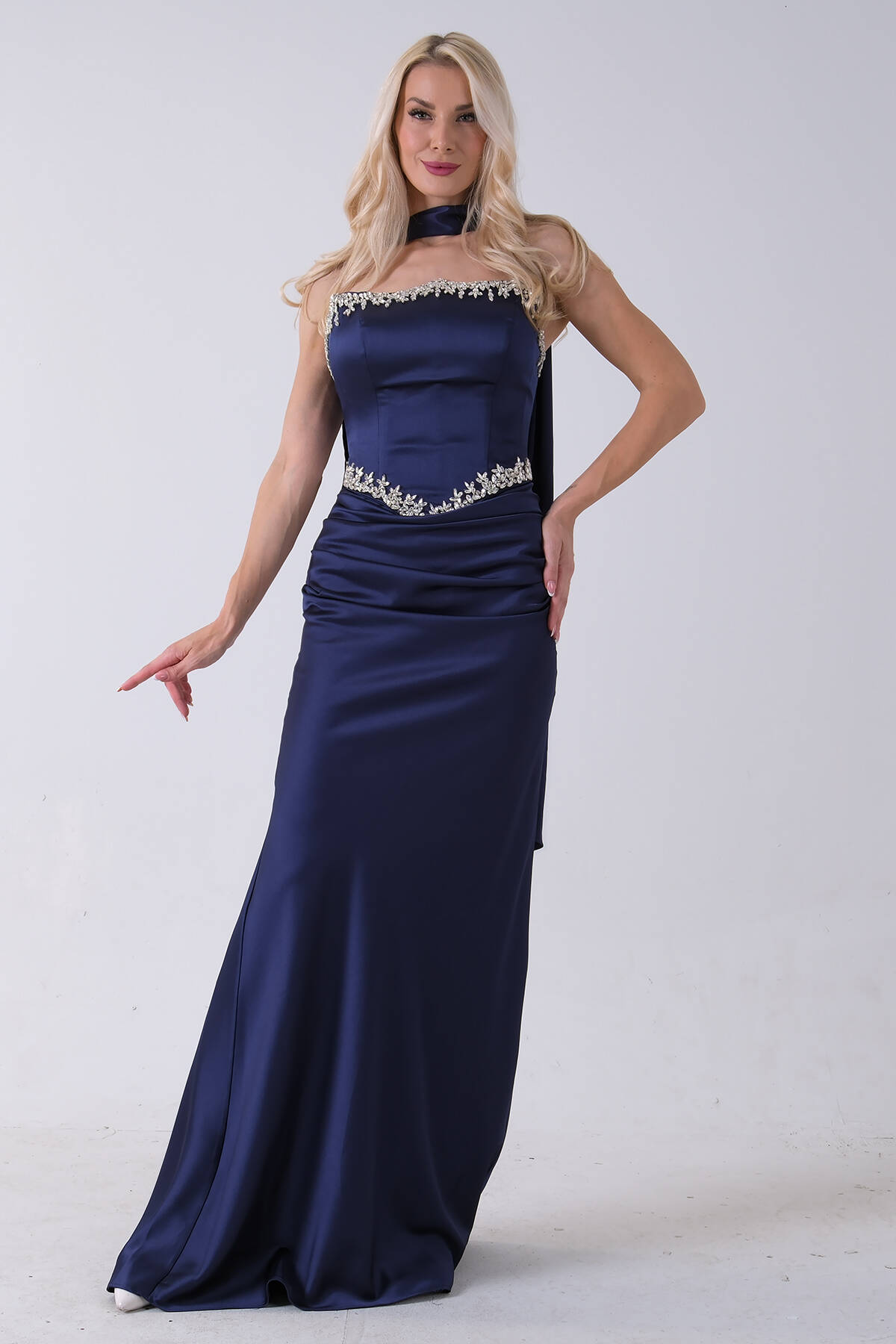 Lacivert Üzeri Taş İşleme Detaylı Kuşak Bağlama Detaylı Straplez Abiye 08011801.02 - Ardanewline (1)