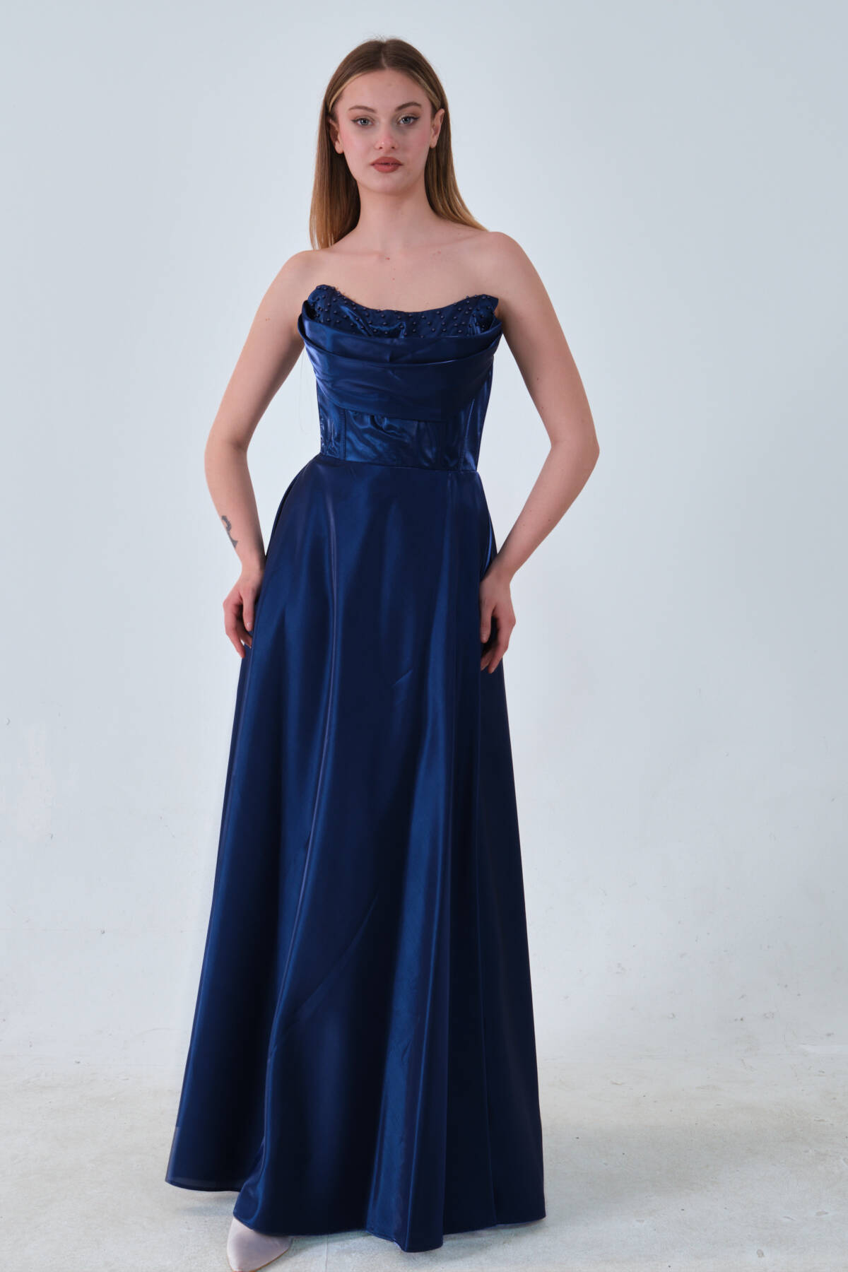 Lacivert Yaka Boncuk Detaylı Drapeli Abiye 0801087.02 - Ardanewline