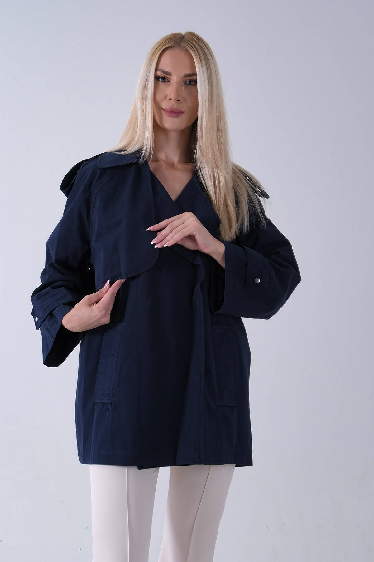 Lacivert Yandan Cepli Omuz Apolet Detaylı Trenç 422234.02 - Ardanewline (1)