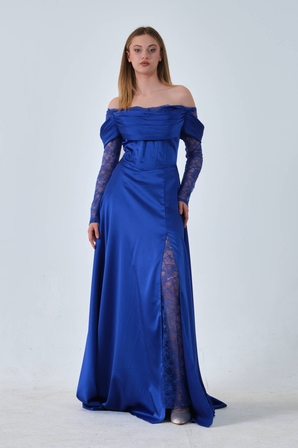 Saks Kolları Dantel Detaylı Drapeli Abiye 9705561.26 Saks