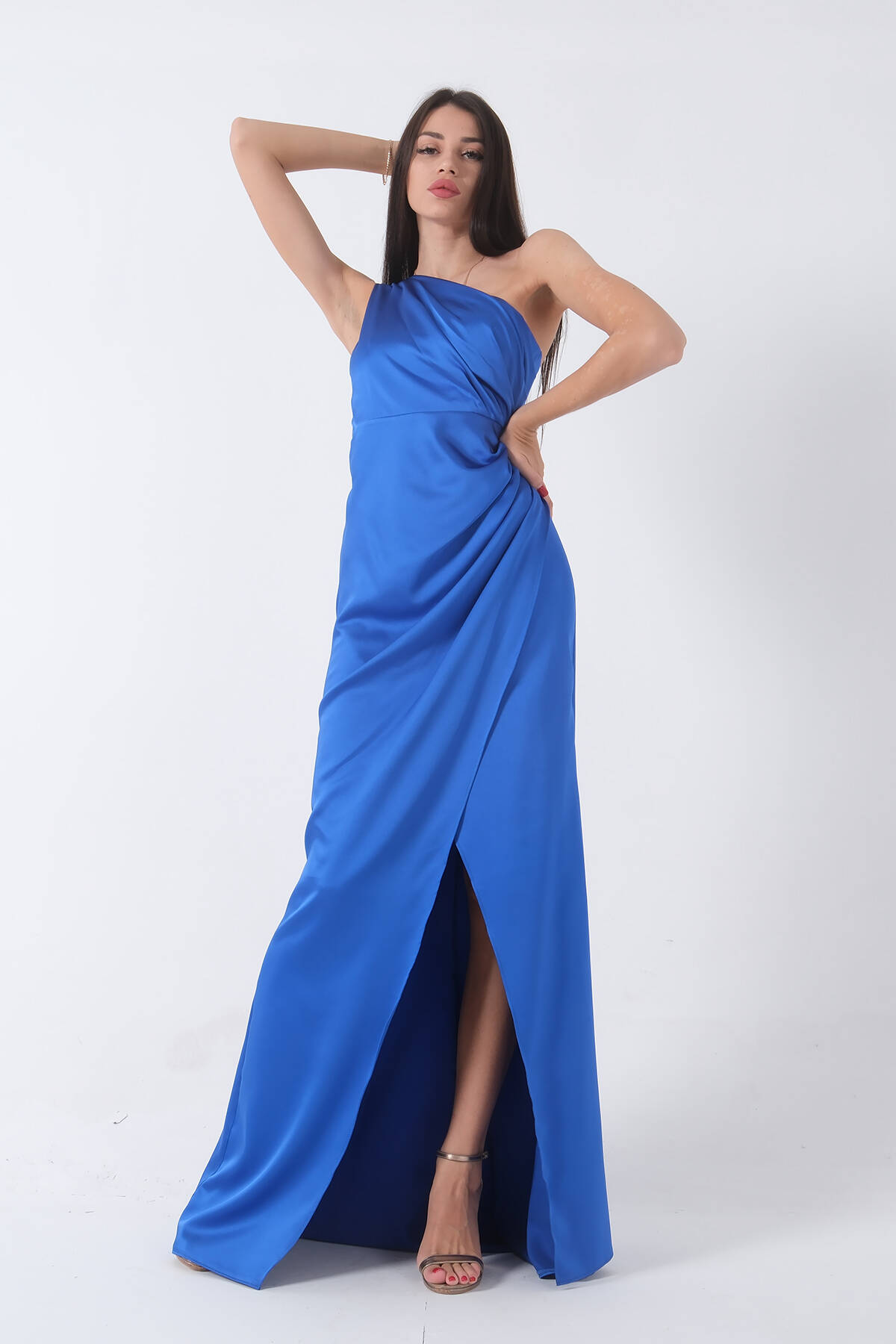 Saks Önü Yırtmaçlı Tek Omuz Şık Abiye 0801563.26 