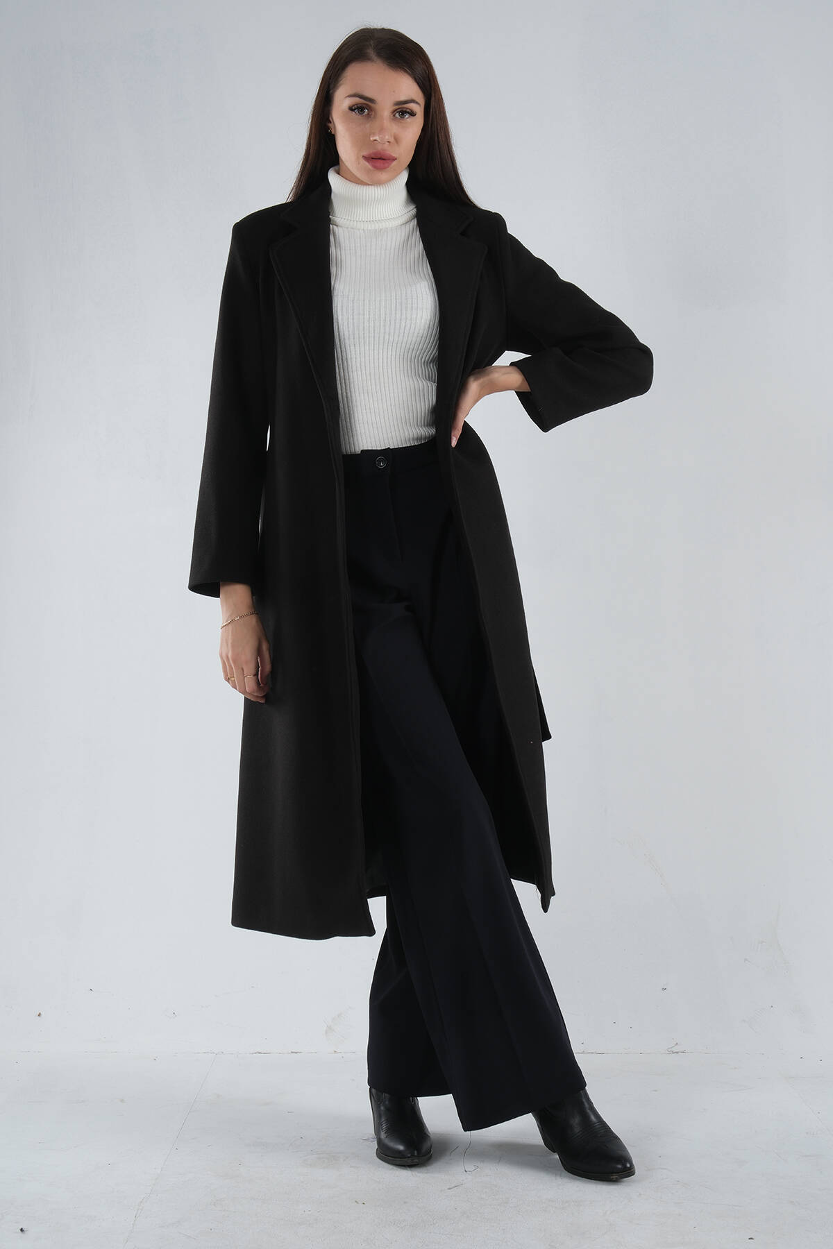 Siyah Astarlı Kaşe Kaban 0108069.01 