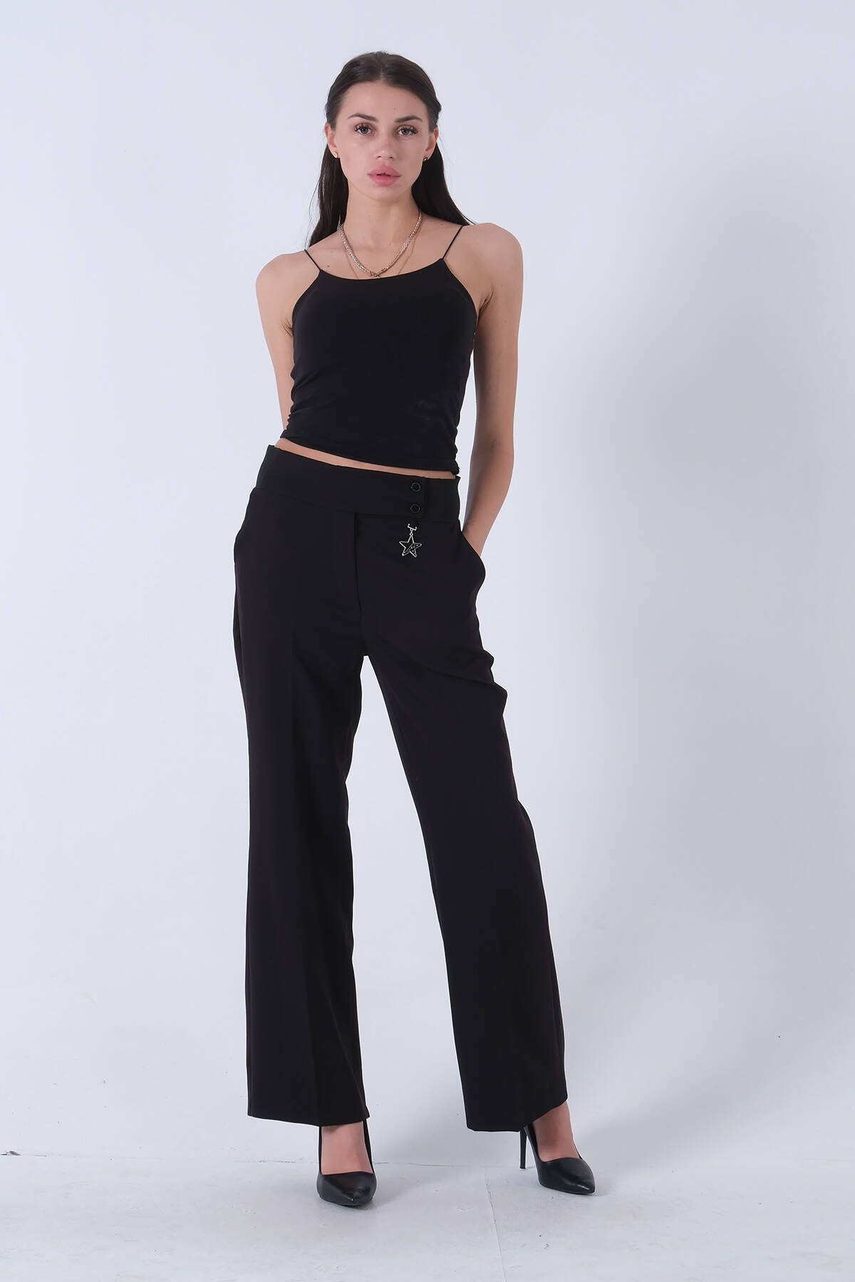 Siyah Bel Ribana Detaylı Aksesuarlı 2 Düğme Pantolon 3974144.01 - Ardanewline (1)