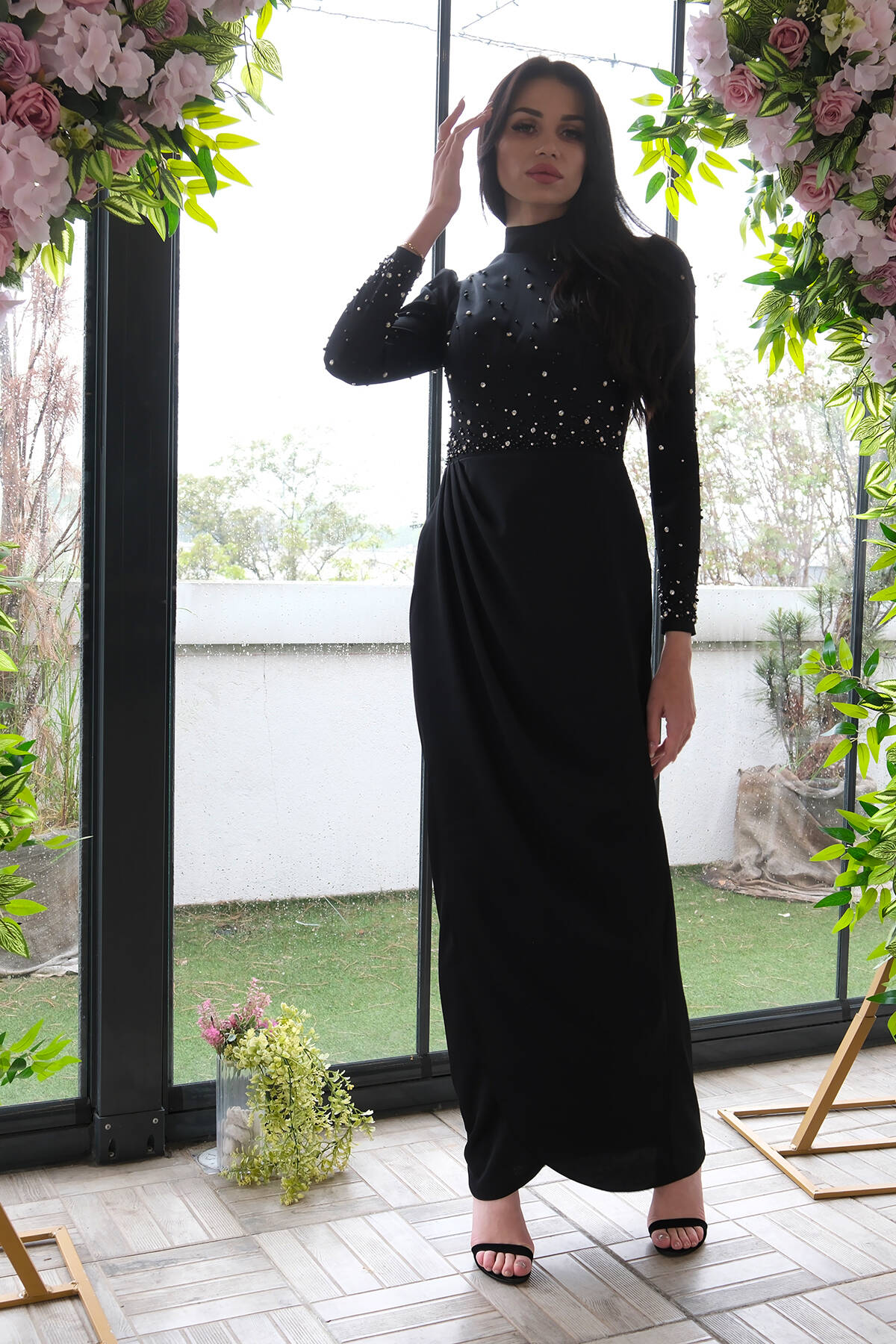 Siyah Bisiklet Yaka Taş İşlemeli Uzun Tesettür Abiye 6502508.01 - Ardanewline (1)