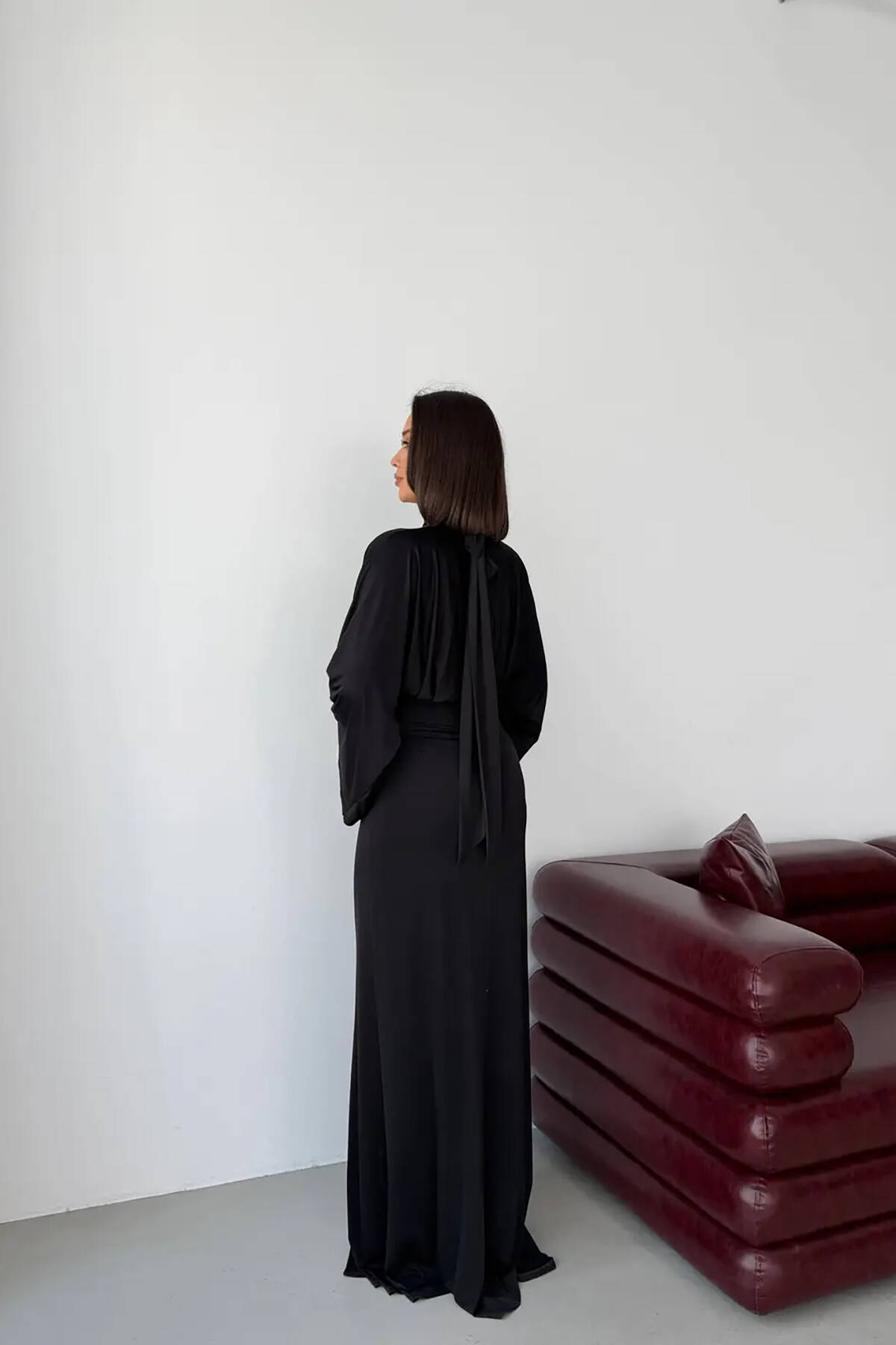 Siyah Dik Bağlamalı Yaka Yarasa Kol Elbise 475262707.01 - Ardanewline (1)