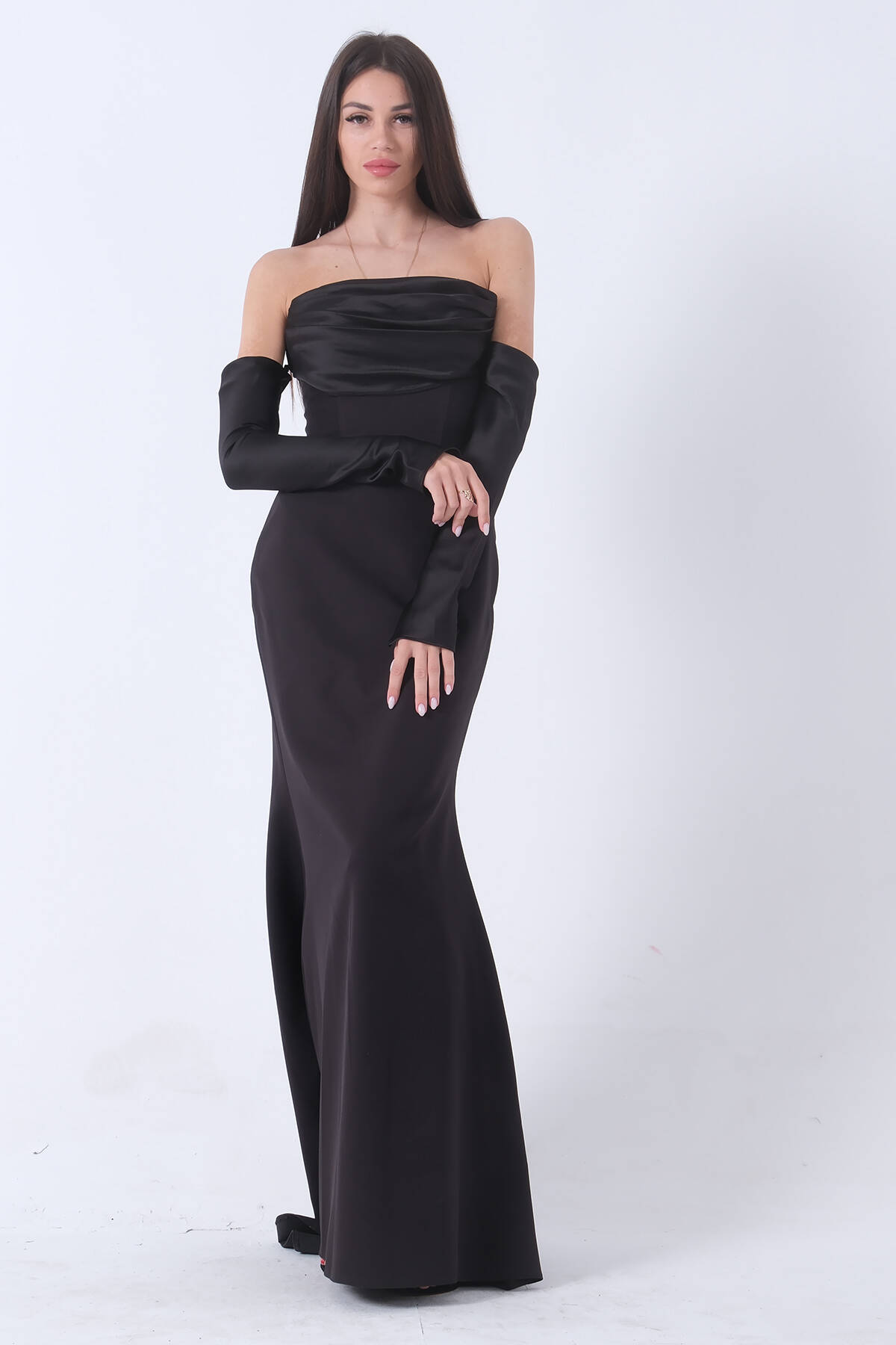 Siyah Drapeli Düğme Detaylı Uzun Abiye 9705361.01 