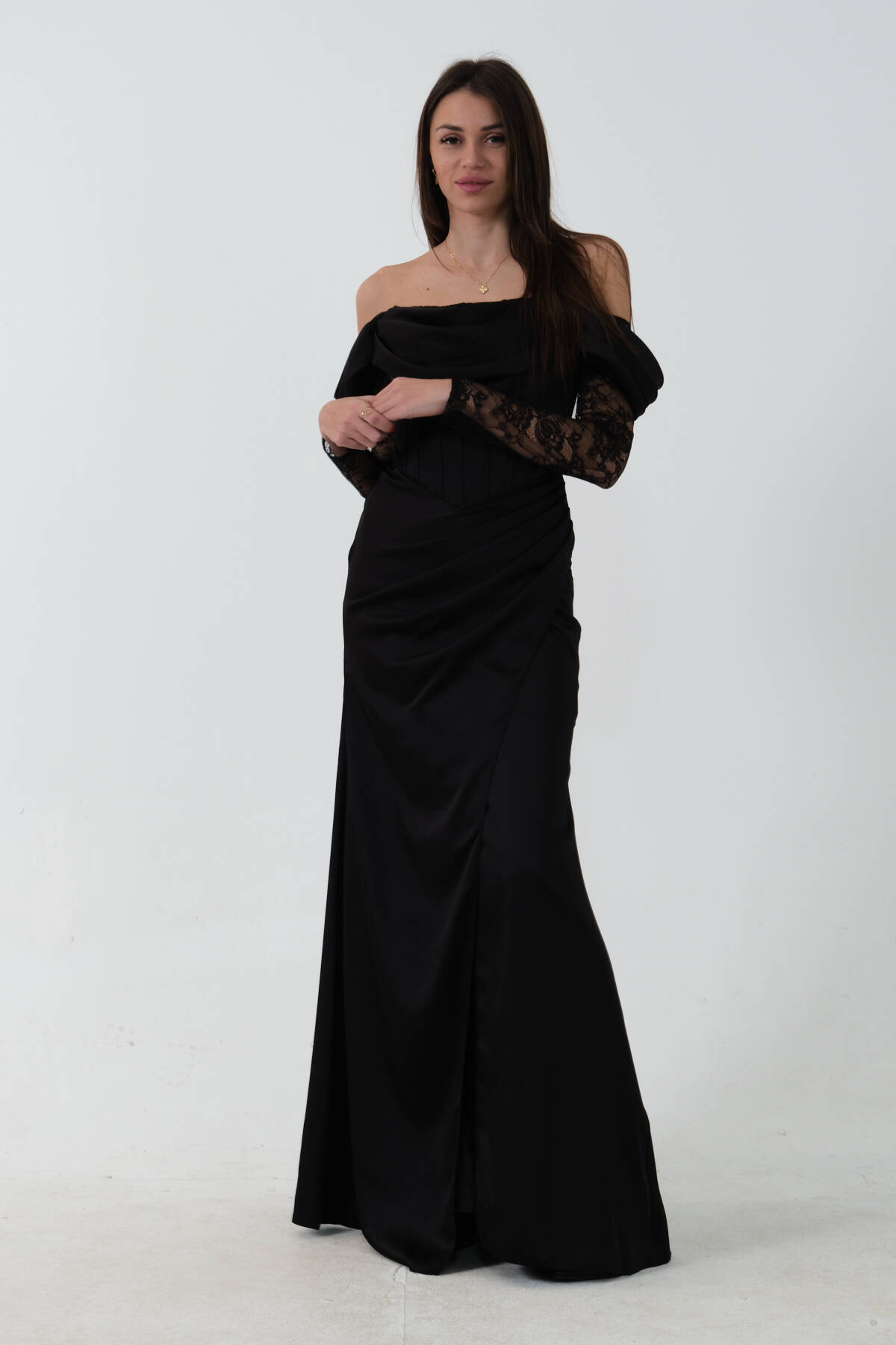 Siyah Düşük Omuz Dantel Kolu Korsajlı Abiye 9705830.01 Siyah