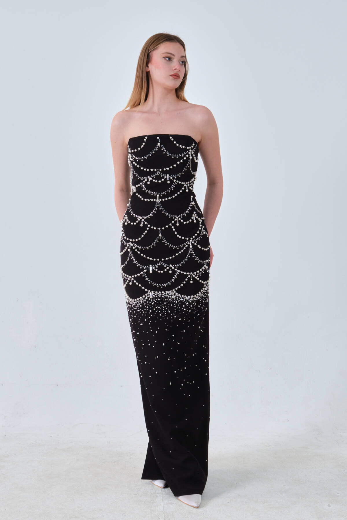 Siyah İnci ve Kristal Taş İşlemeli Straplez Abiye 0801139.01 - Ardanewline (1)