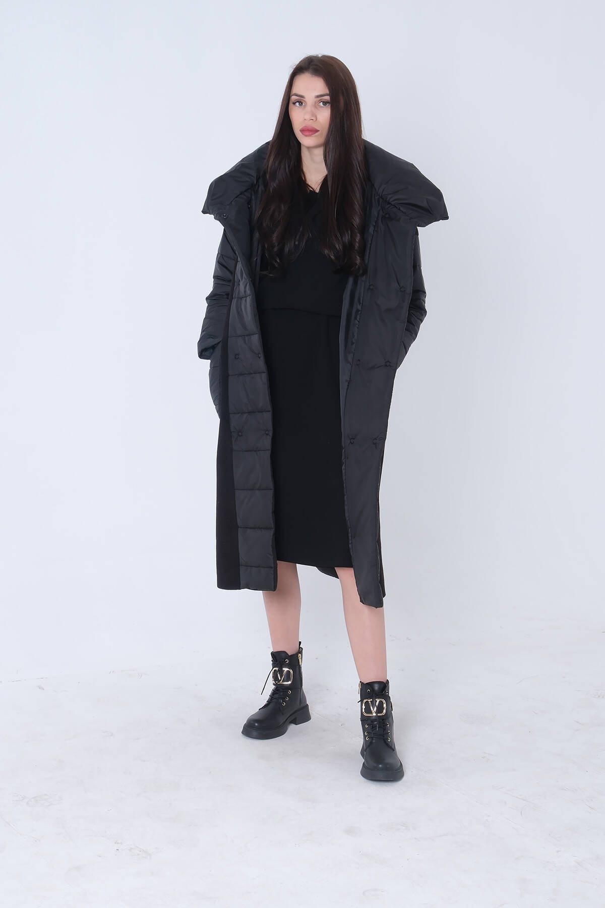 Siyah Kapitone Detaylı Kaşe Kaban 44510261.01 