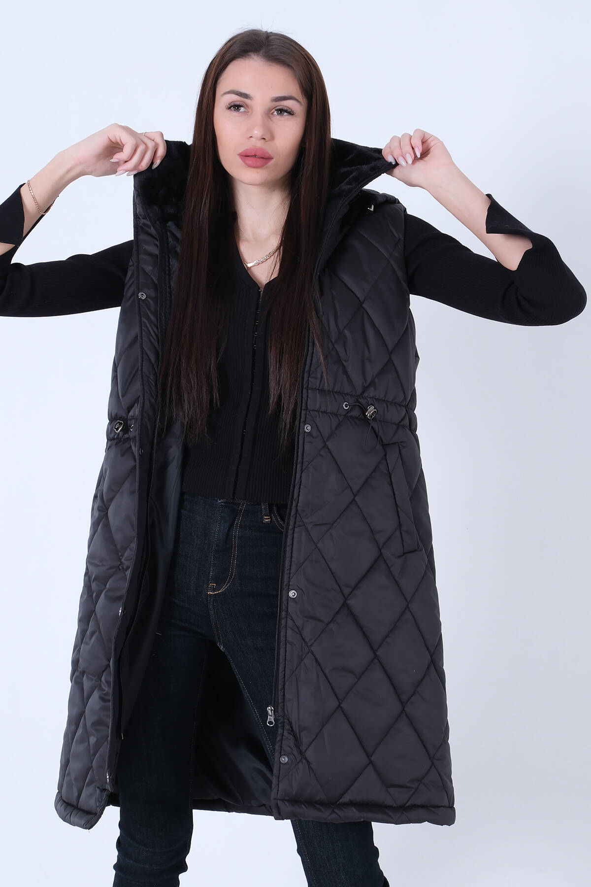 Siyah Kapüşonlu Kapitone Yelek 44510424.01 - Ardanewline