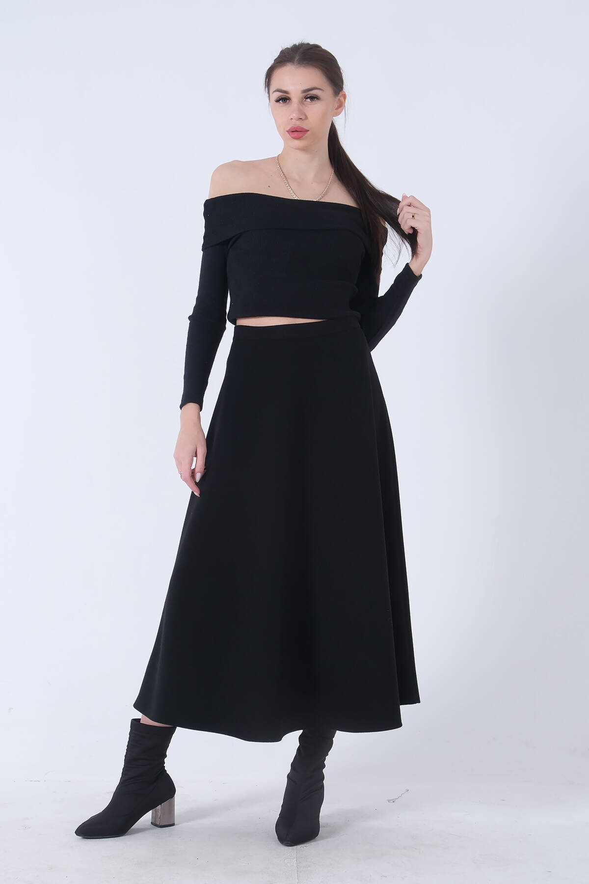 Siyah Kaşe Kloş Etek 31030465.01 - Ardanewline