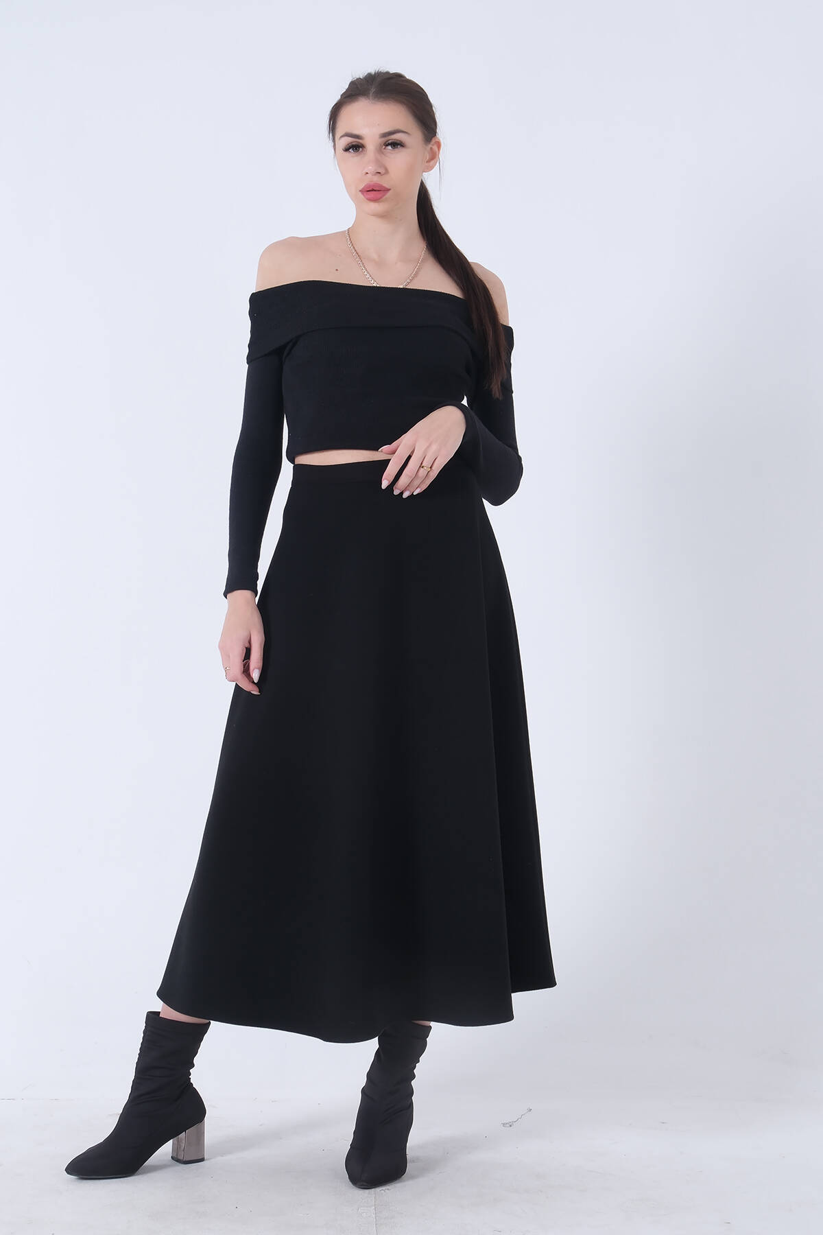 Siyah Kaşe Kloş Etek 31030465.01 - Ardanewline (1)