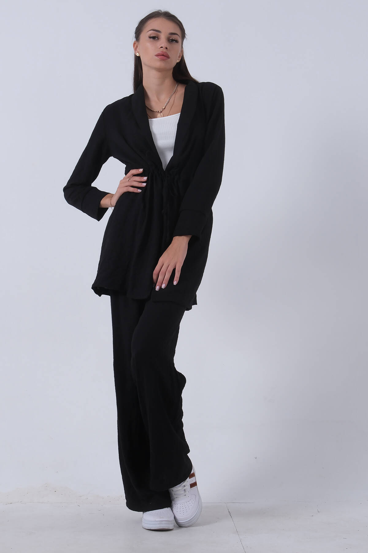 Siyah Keten Pantolonlu Takım 0106319.01 