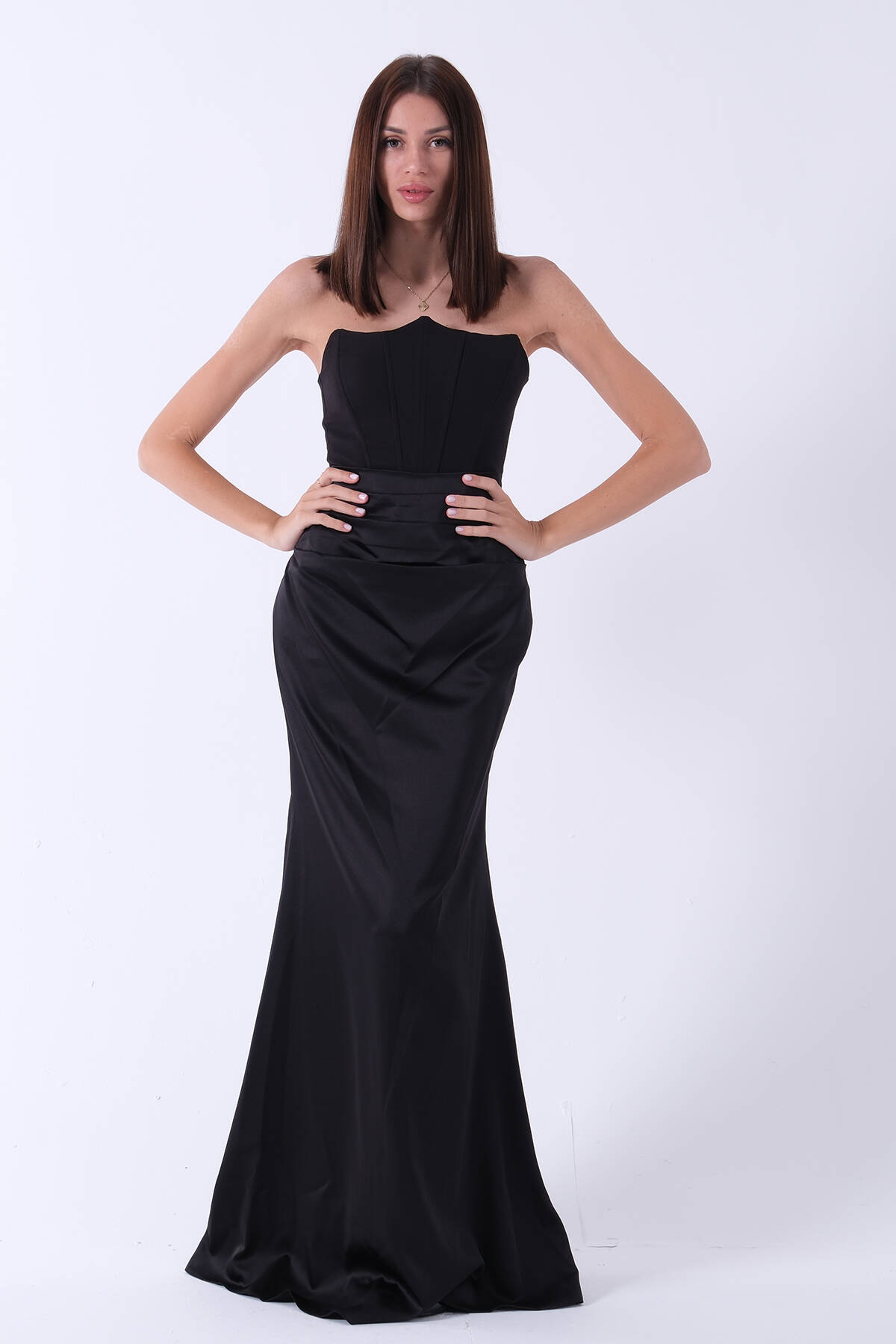 Siyah Önü Drape Detaylı Straplez Abiye 9705744.01 